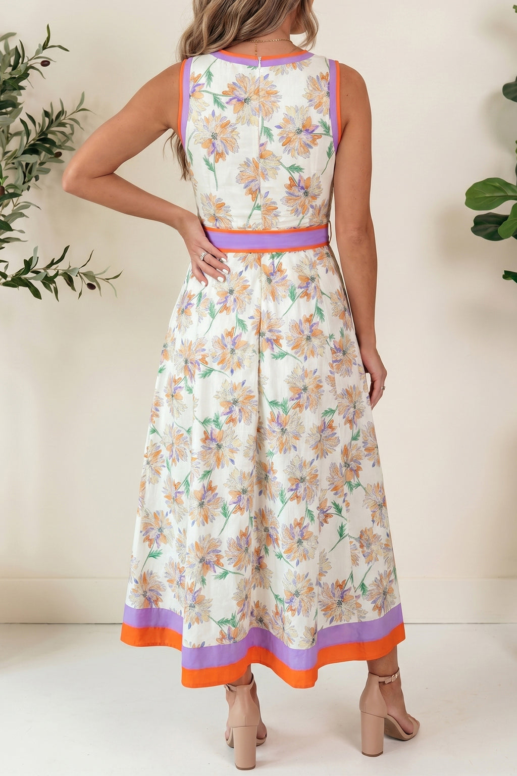 Floral print dress with belt