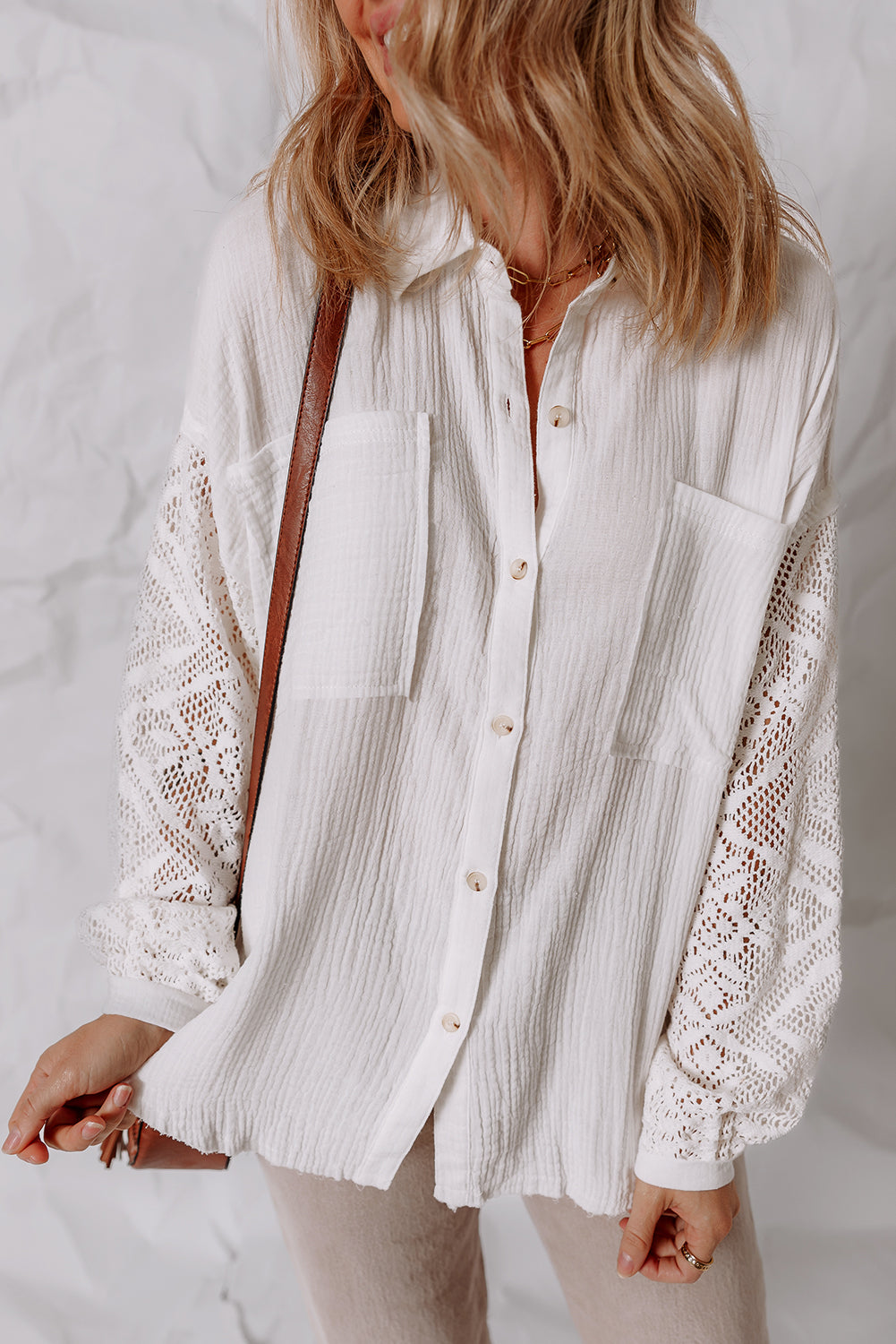 Cotton shirt with embroidered sleeves 