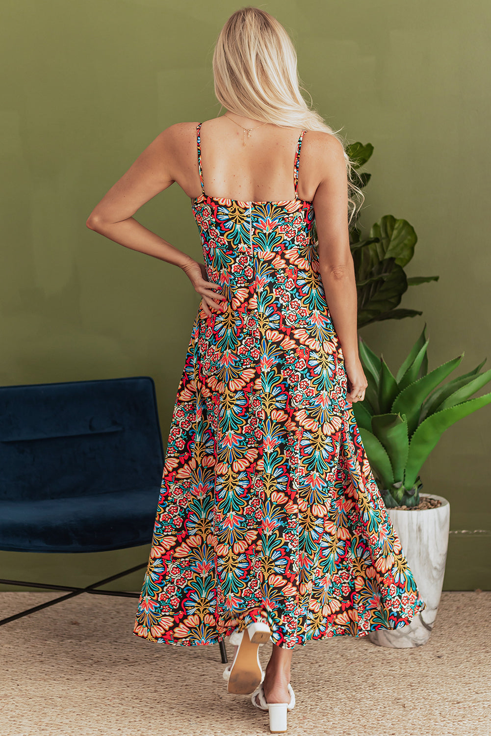 Long dress with floral print 