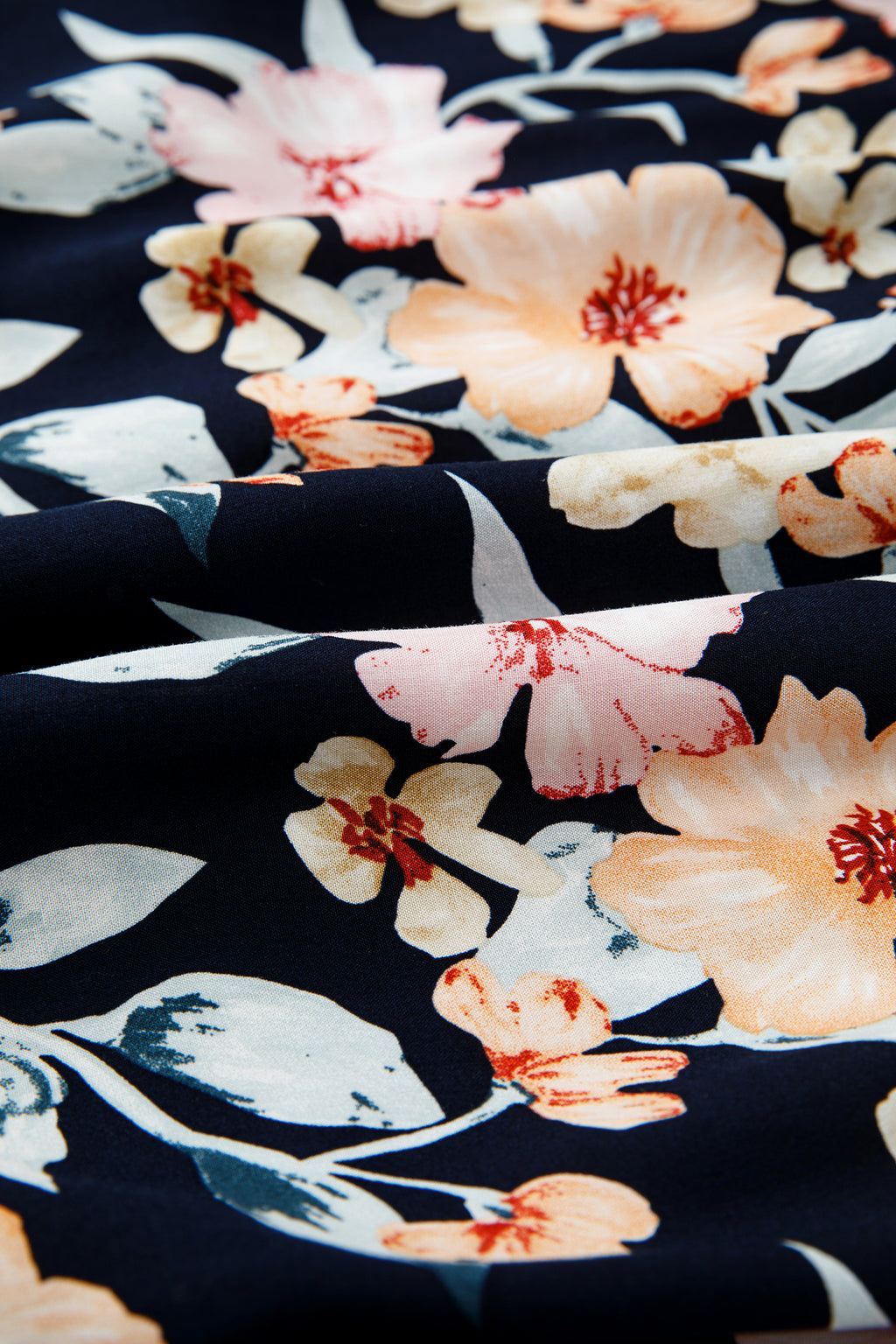 Long dress with floral print 