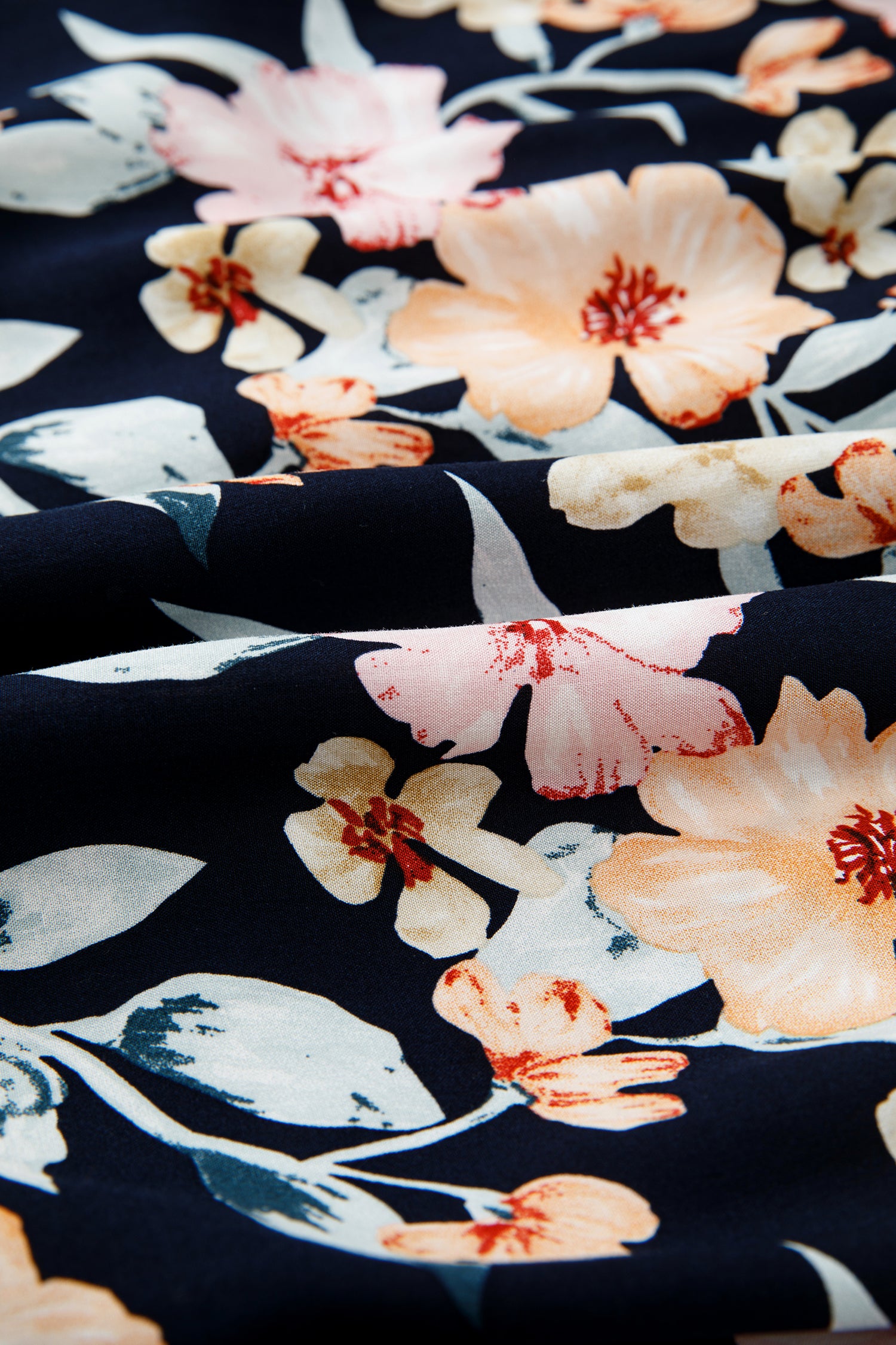 Long dress with floral print 