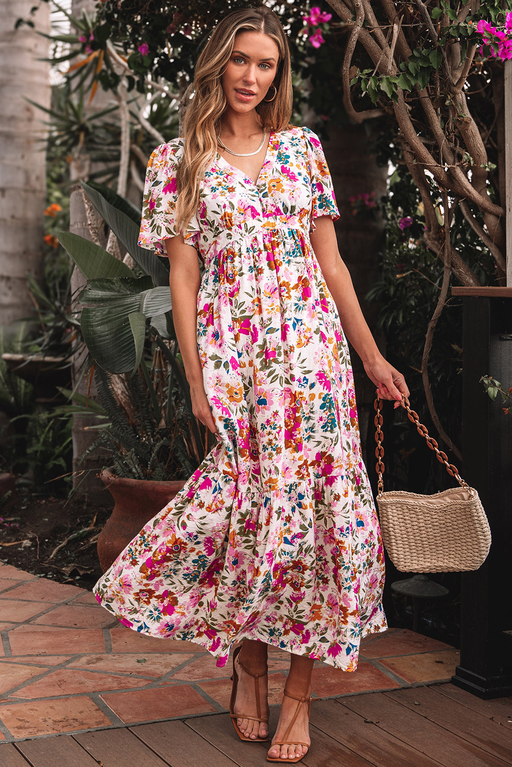 Long dress with floral print 