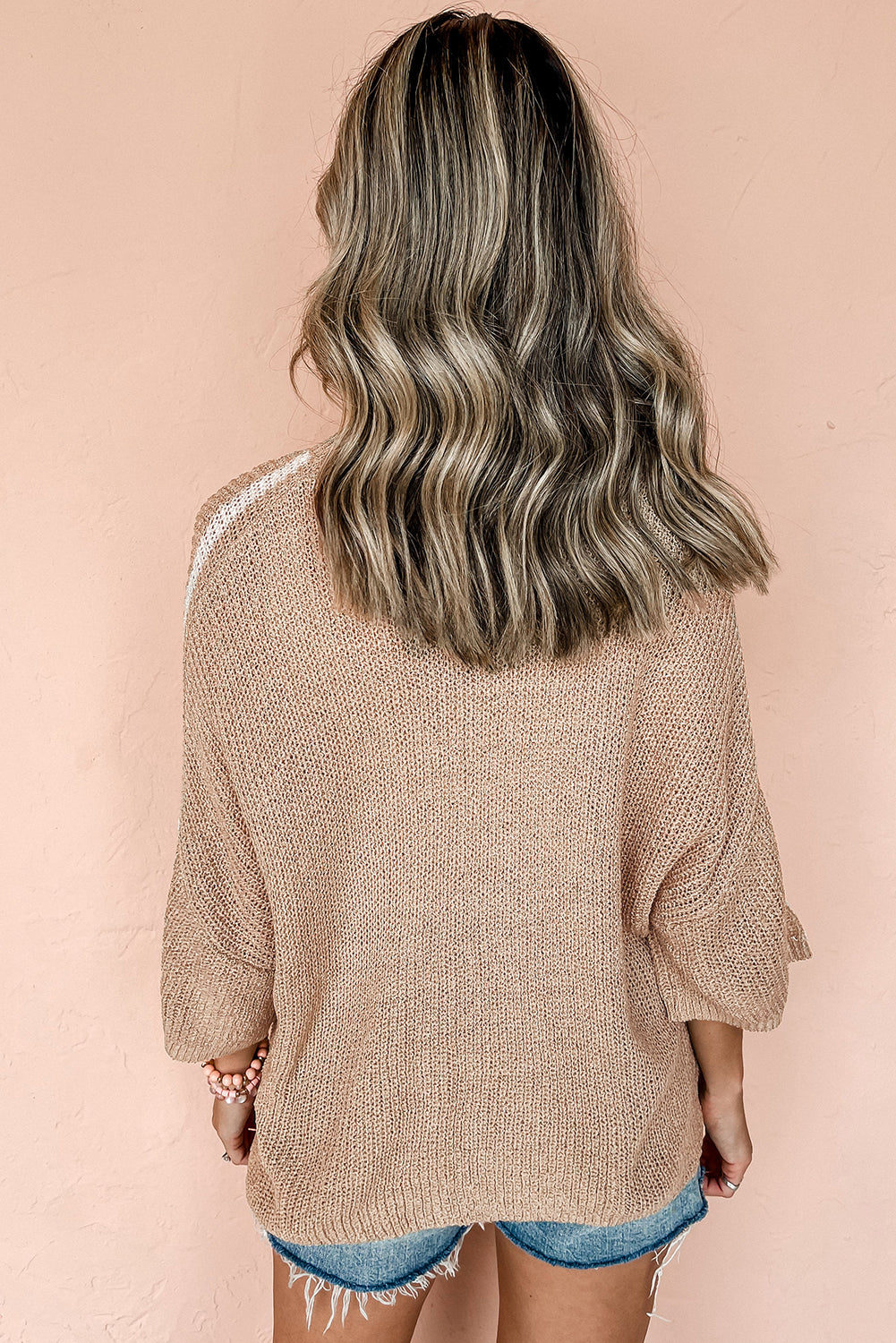 Loose sweater with 3/4 sleeves 