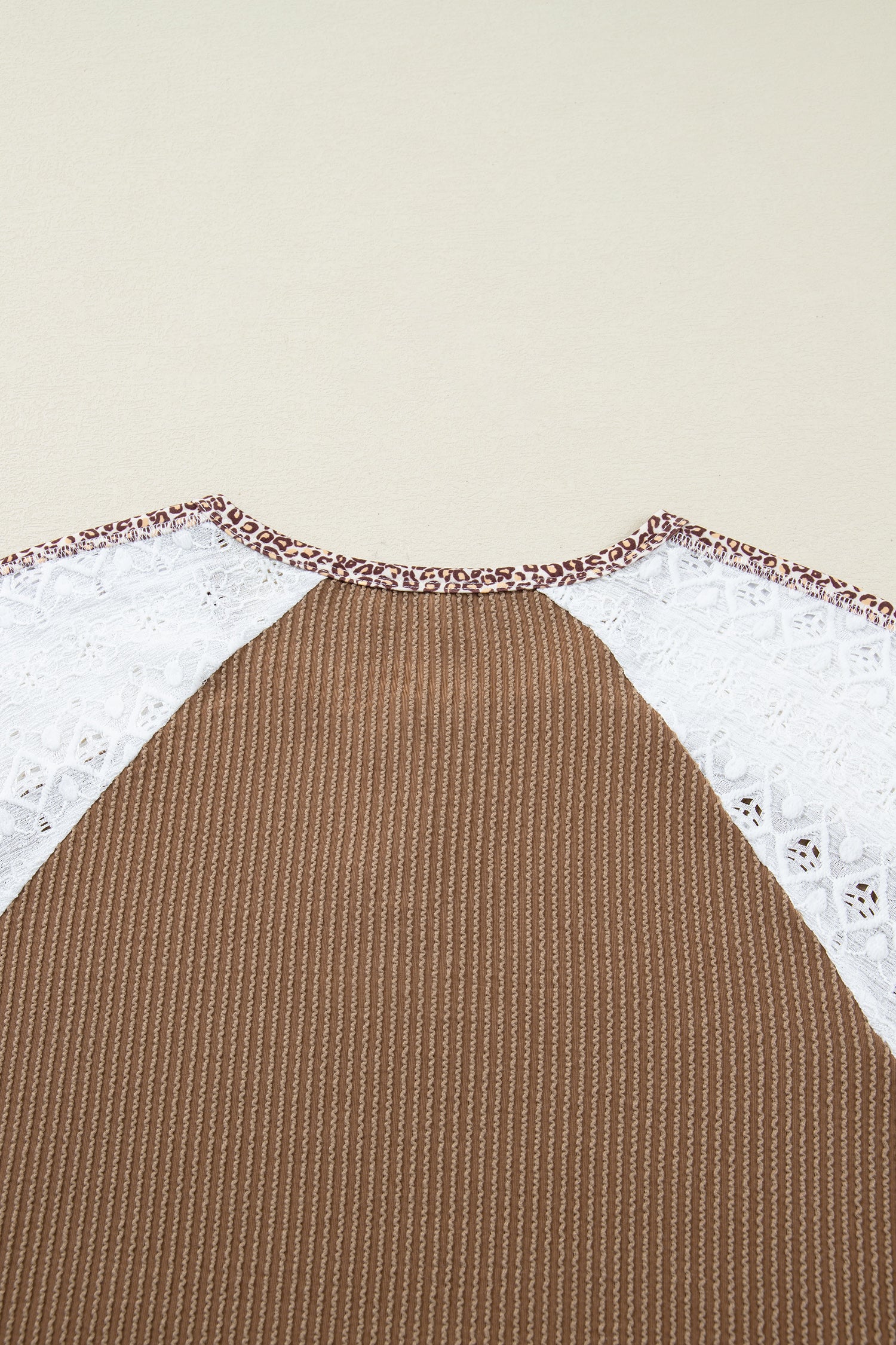 Long-sleeved blouse 
