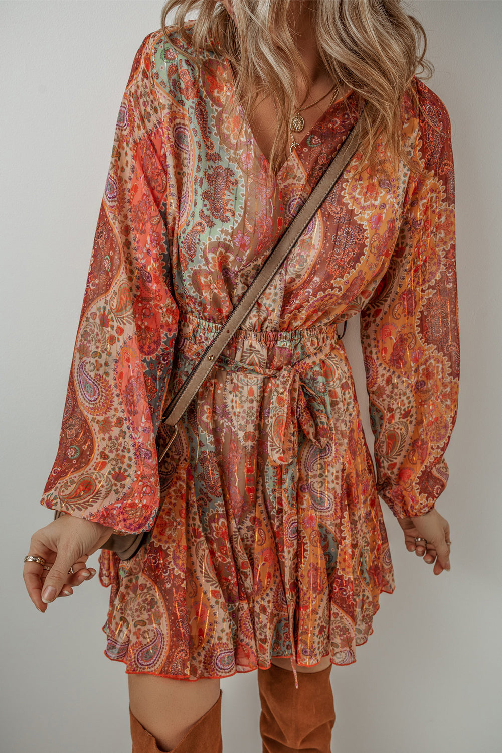 Dress with belt 