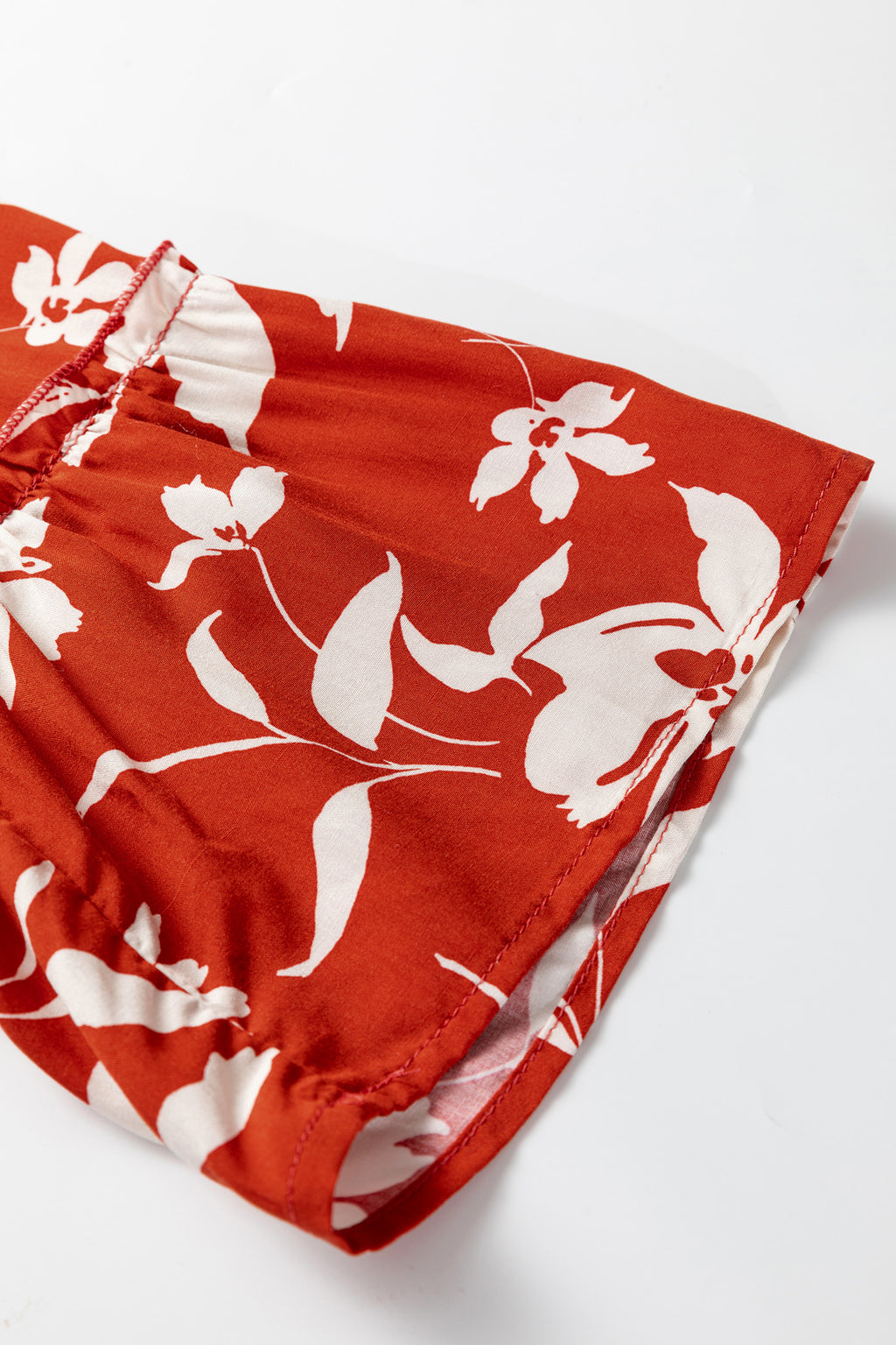 Свободна рокля с 3/4 ръкави