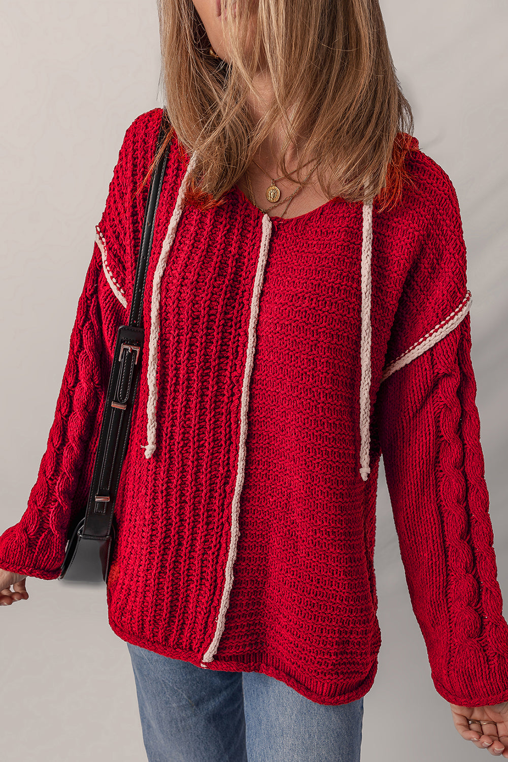 Sweatshirt with hood 