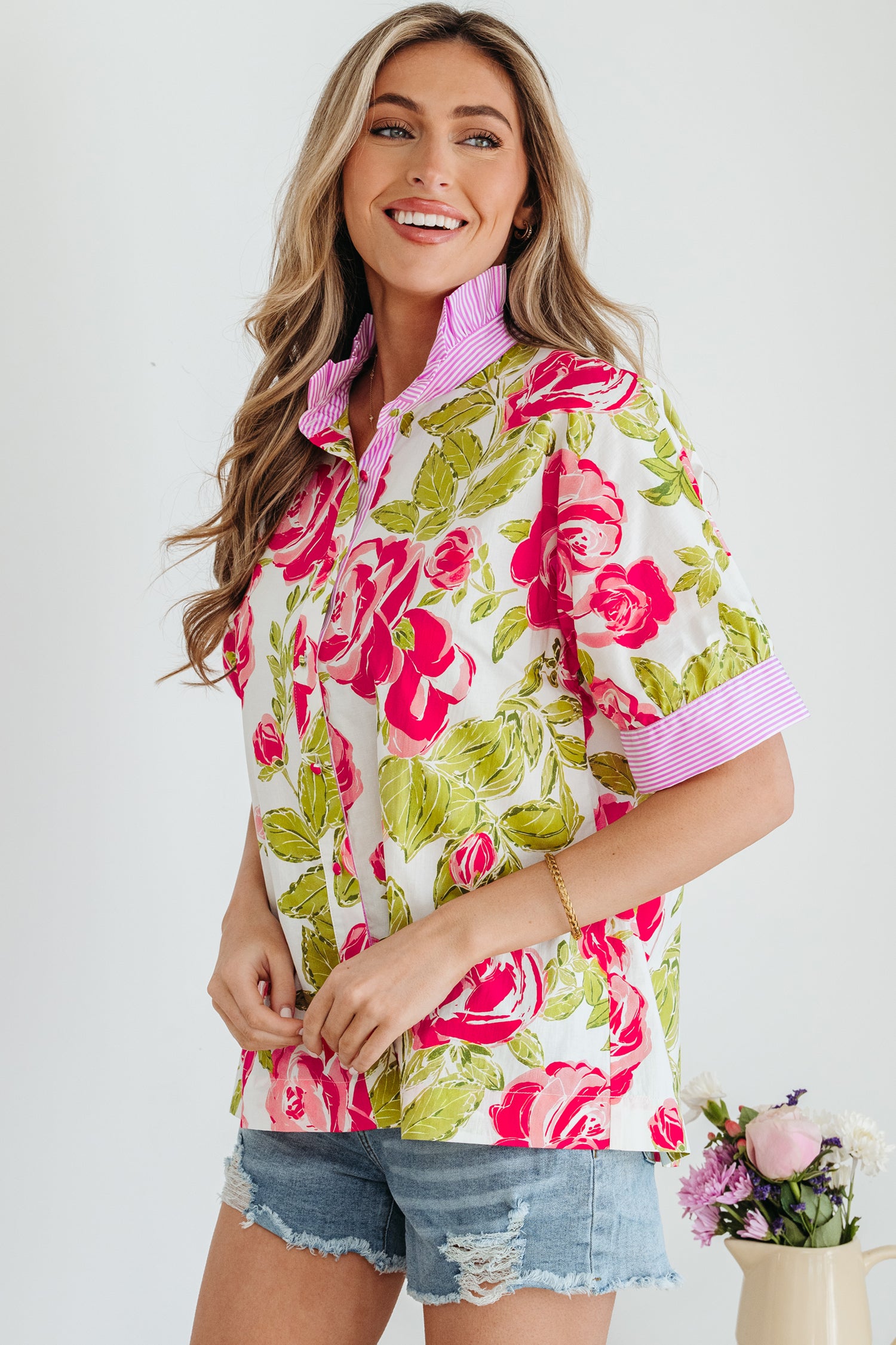 Short-sleeved cotton shirt 