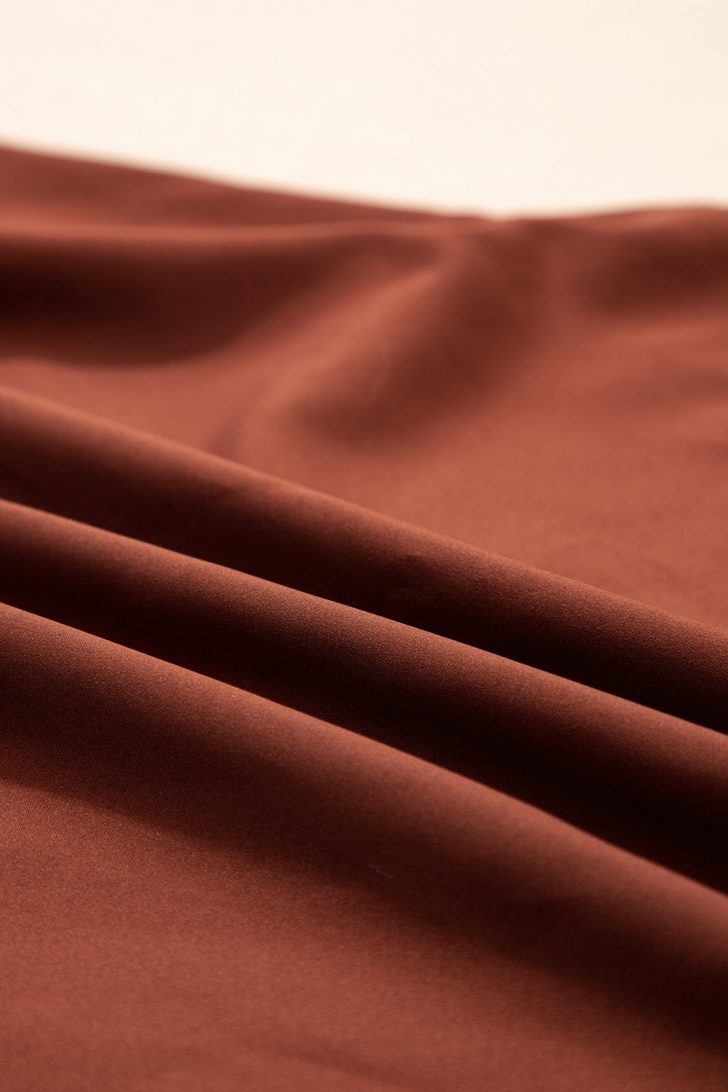 Дълга рокля с принт на точки