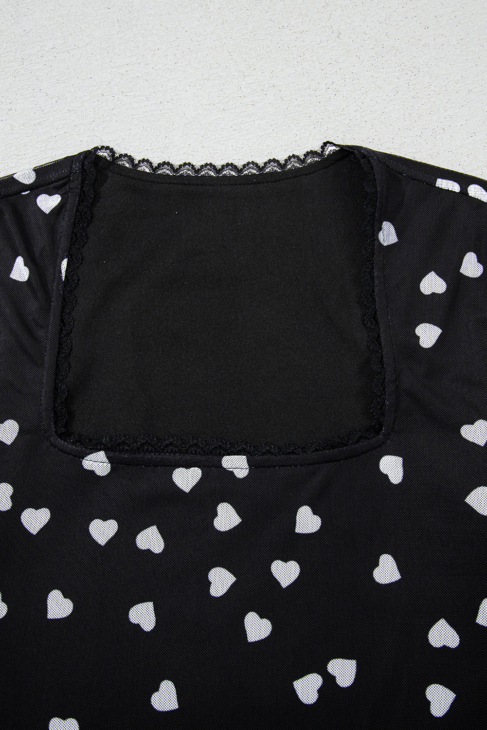 Боди с принт на сърца