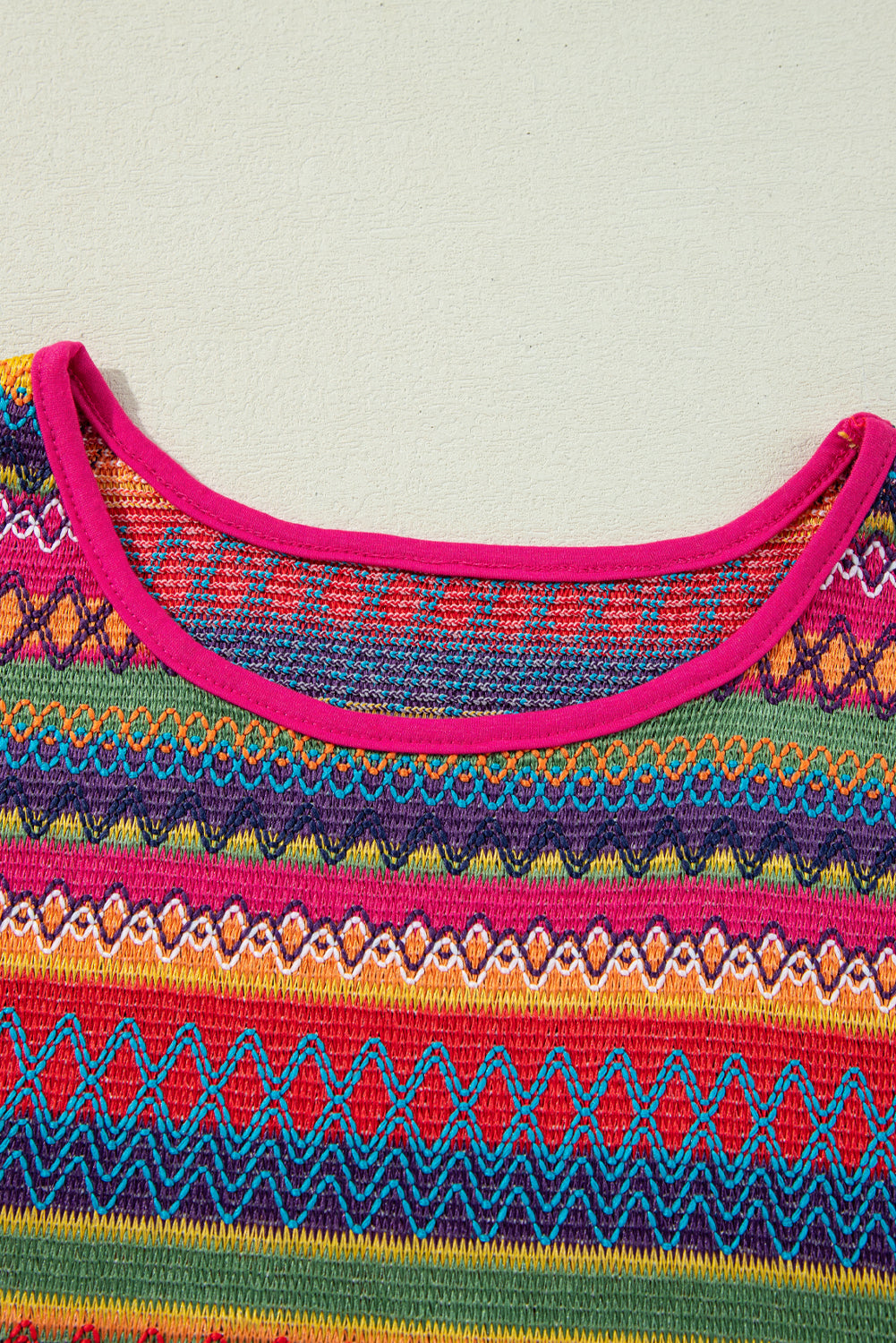 Blouse with ethnic print and short sleeves with tassels 