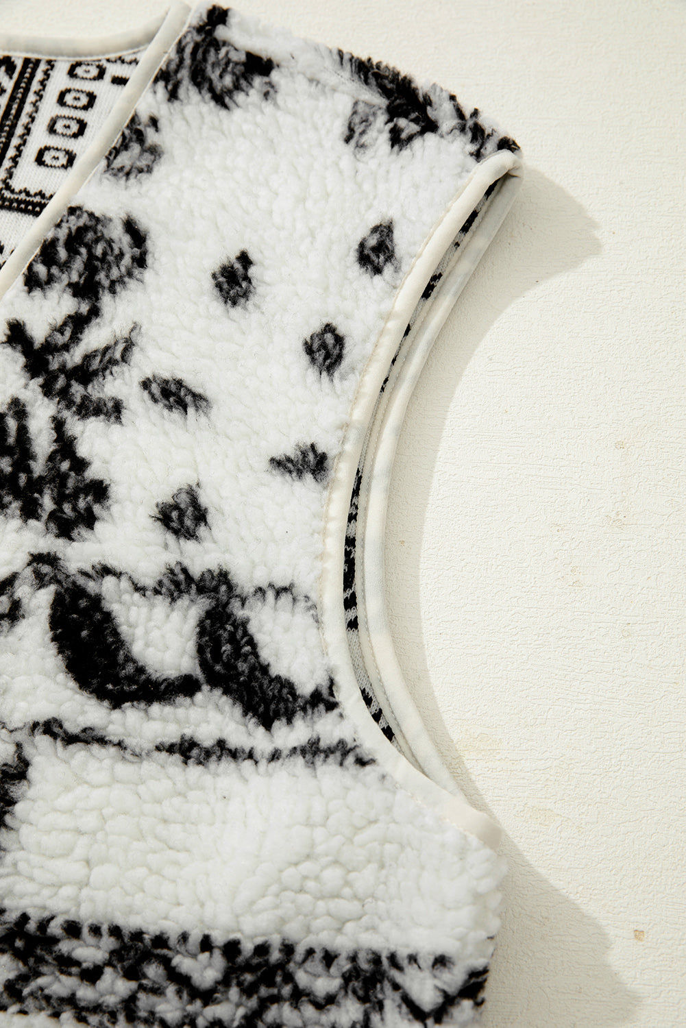Printed vest 