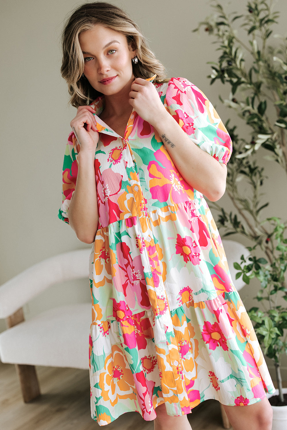 Women's dress with floral print 