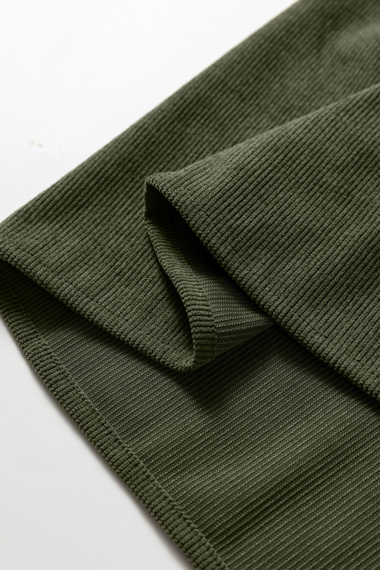 Рокля в зелен цвят