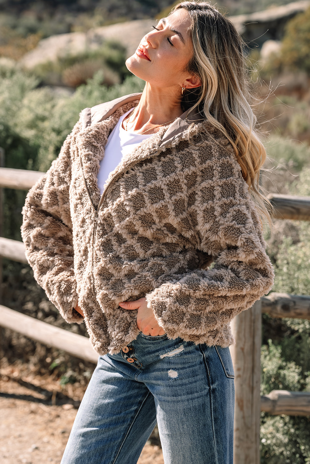 Яке с качулка