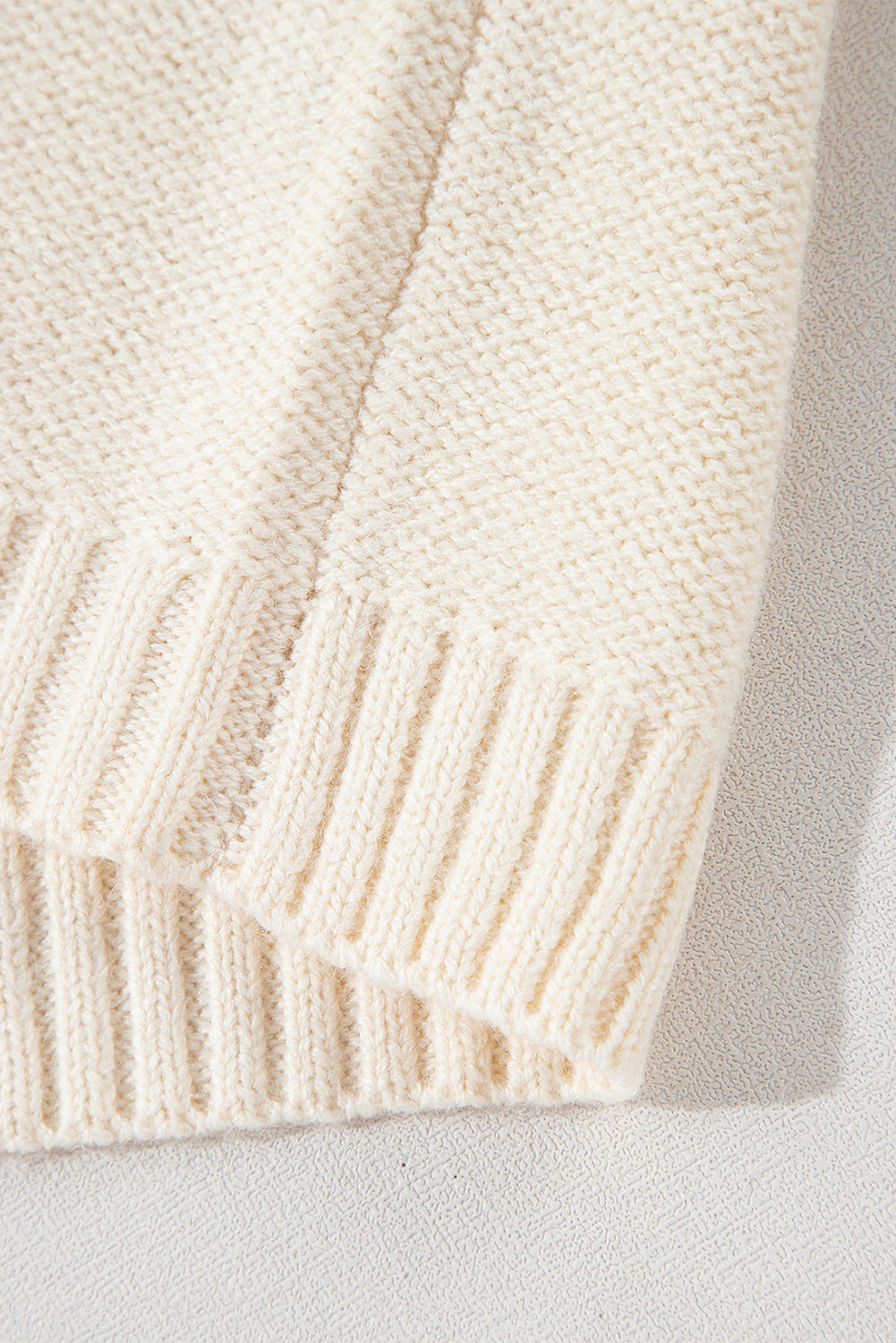 Sweater with pocket 