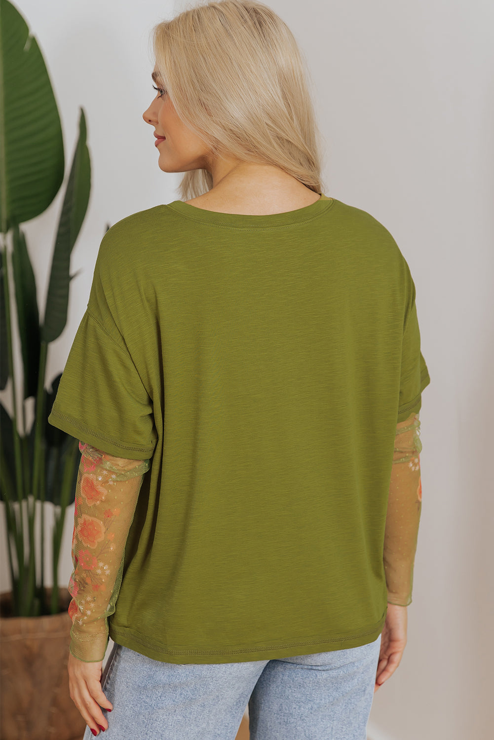 Green T-shirt with mesh sleeves 