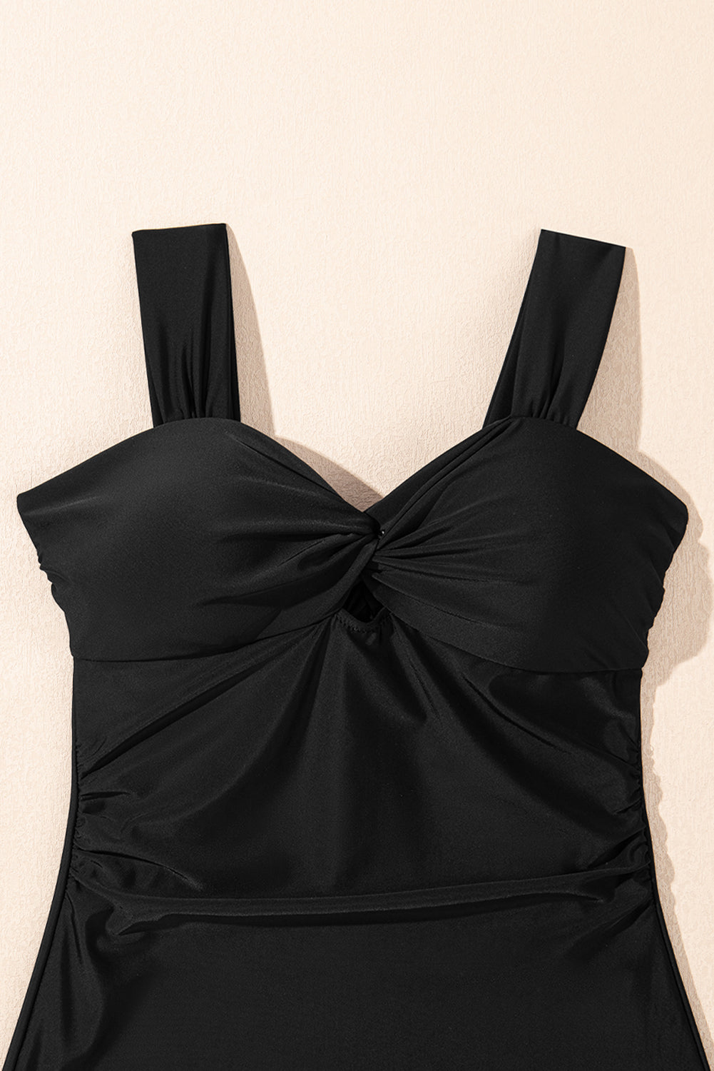 One-piece swimsuit 
