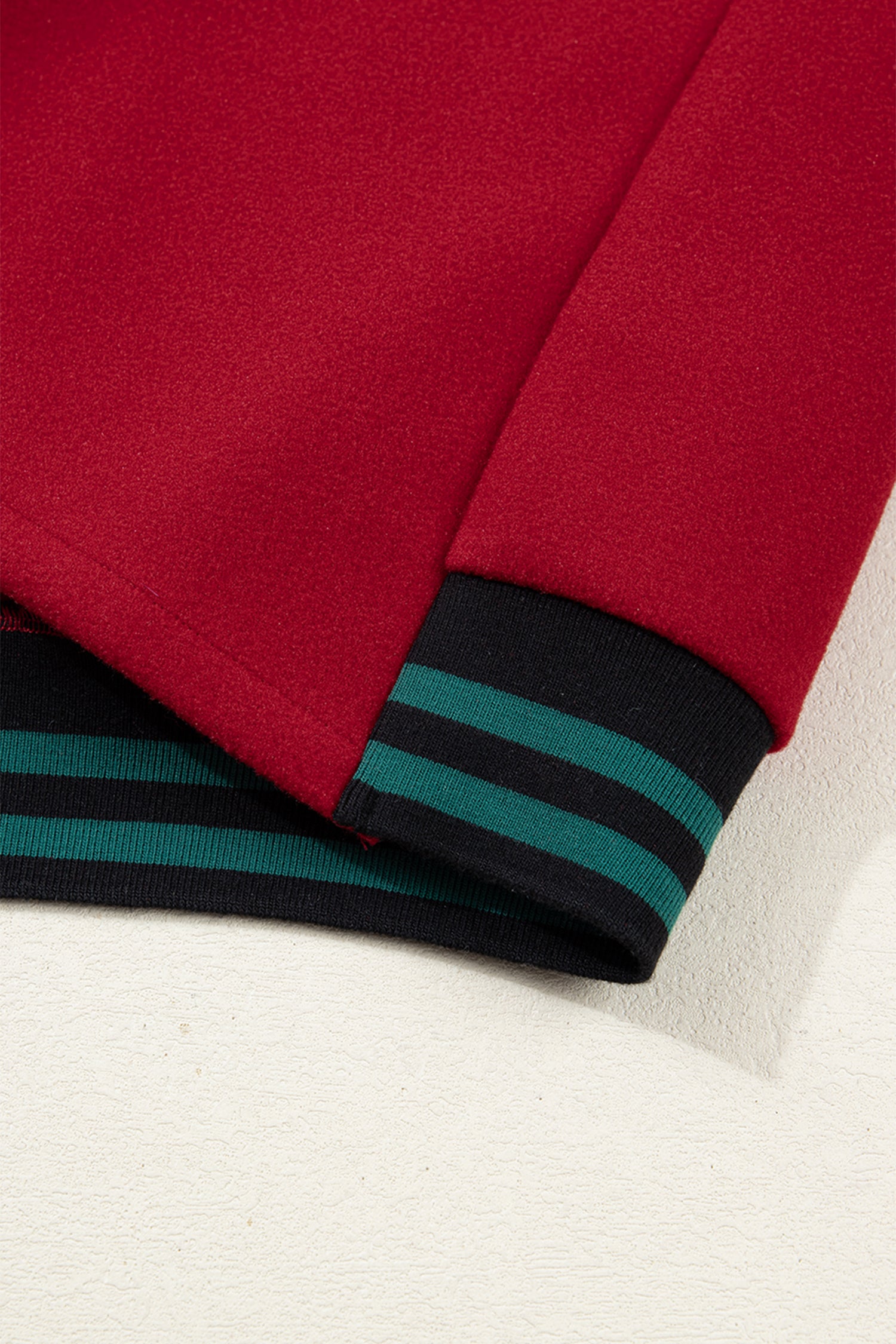 Long sweatshirt with hood 