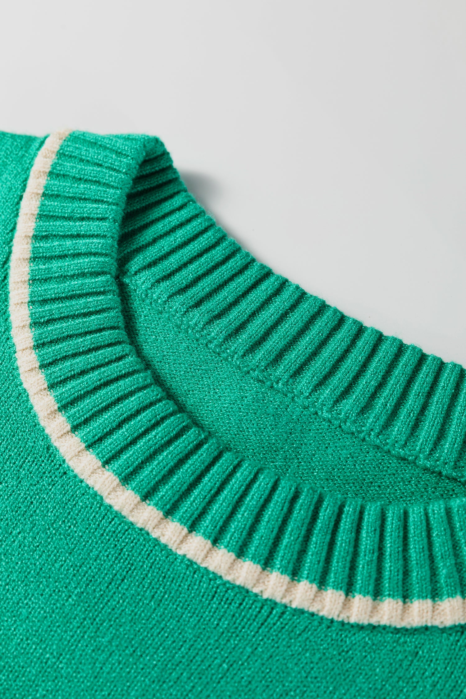 Loose sweater 