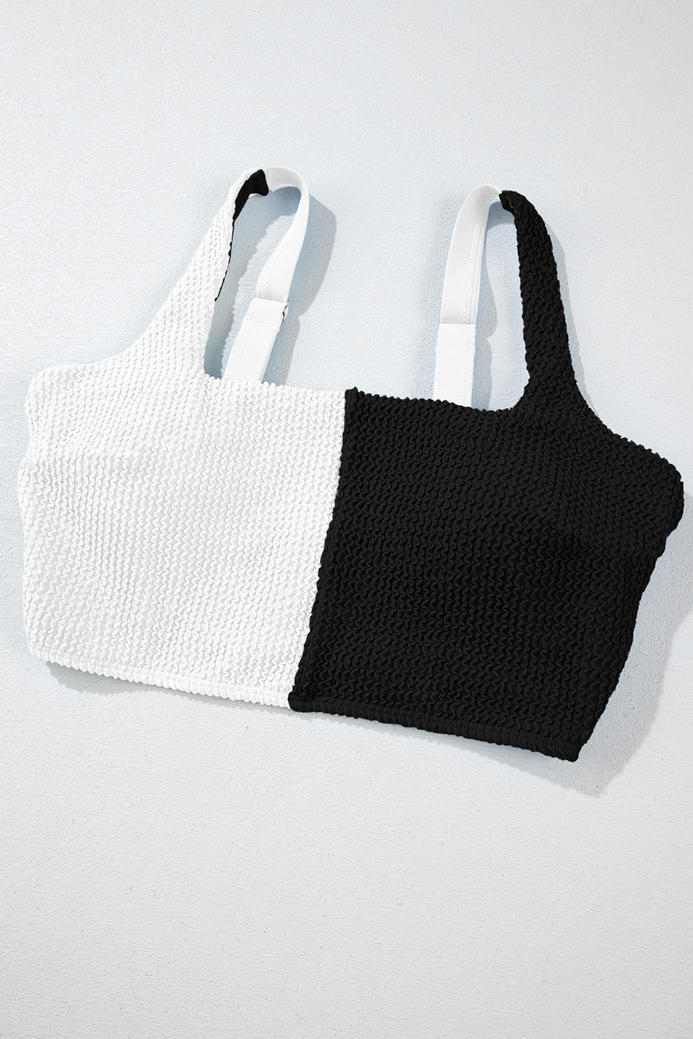 Бански комплект от две части