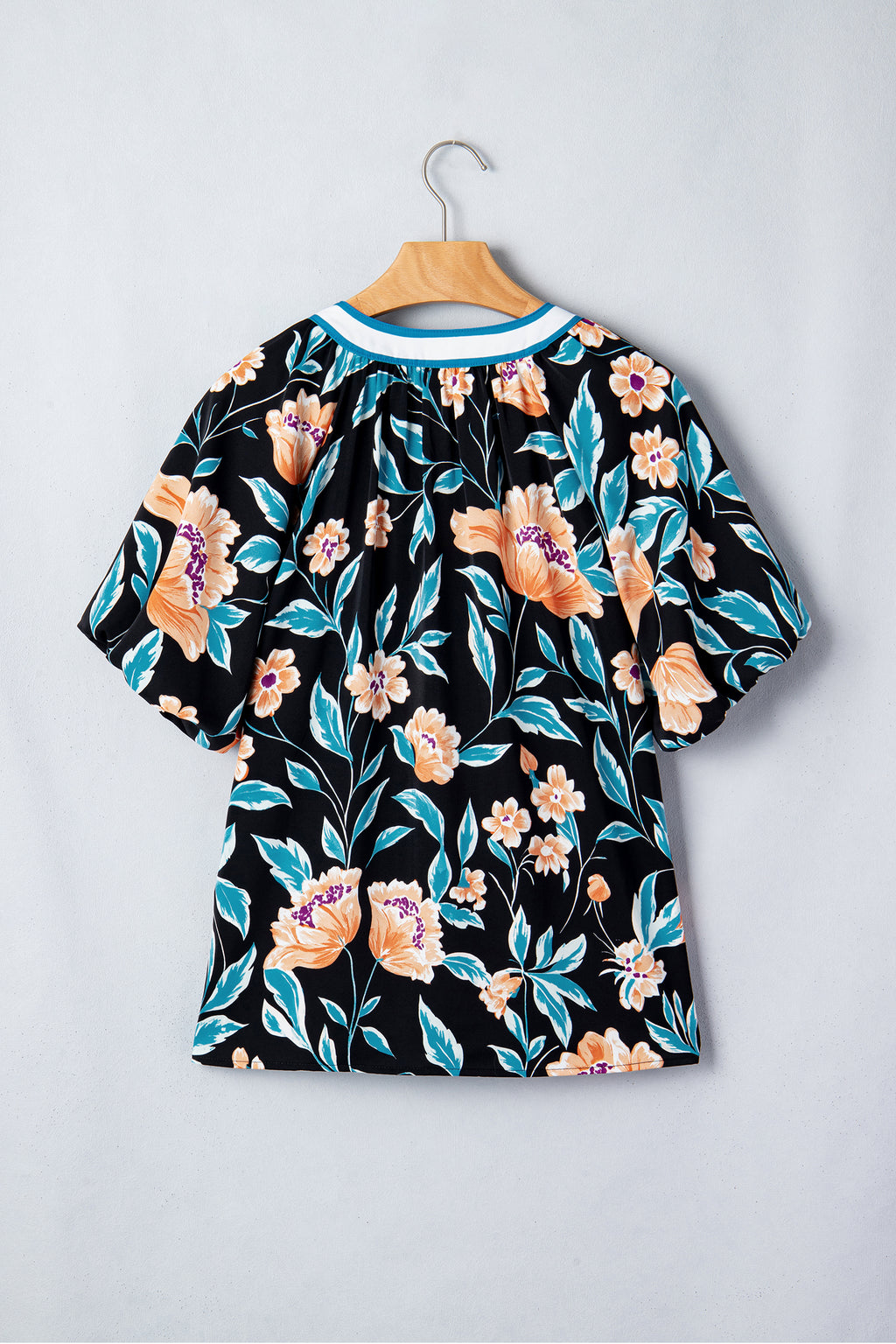 Блуза с флорален принт - изглед отзад