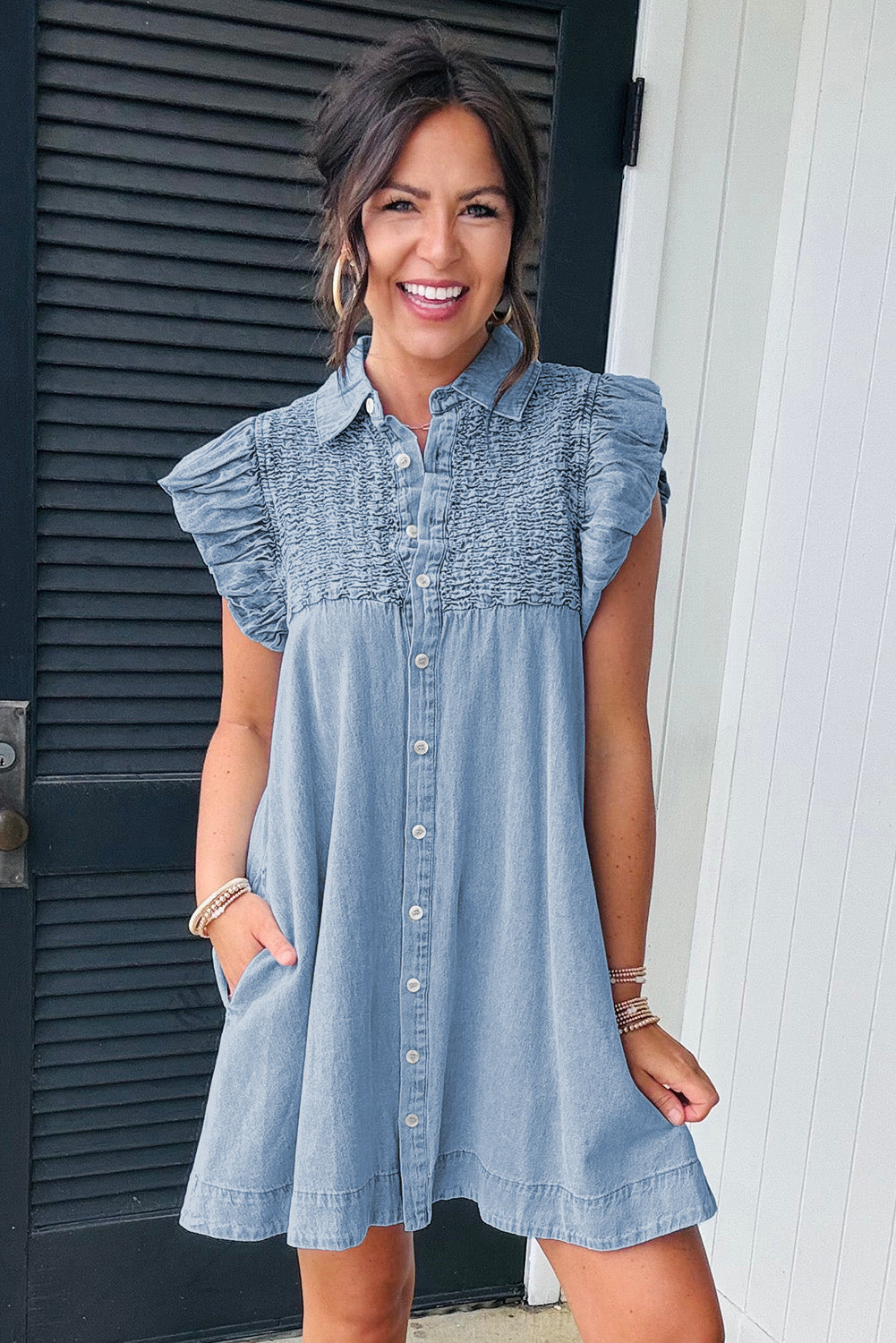 Short denim dress 