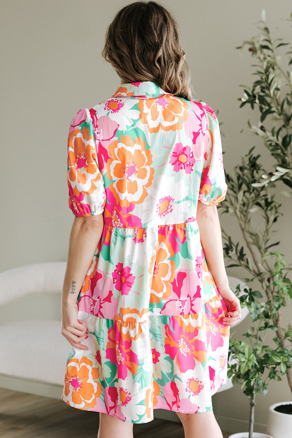 Women's dress with floral print 