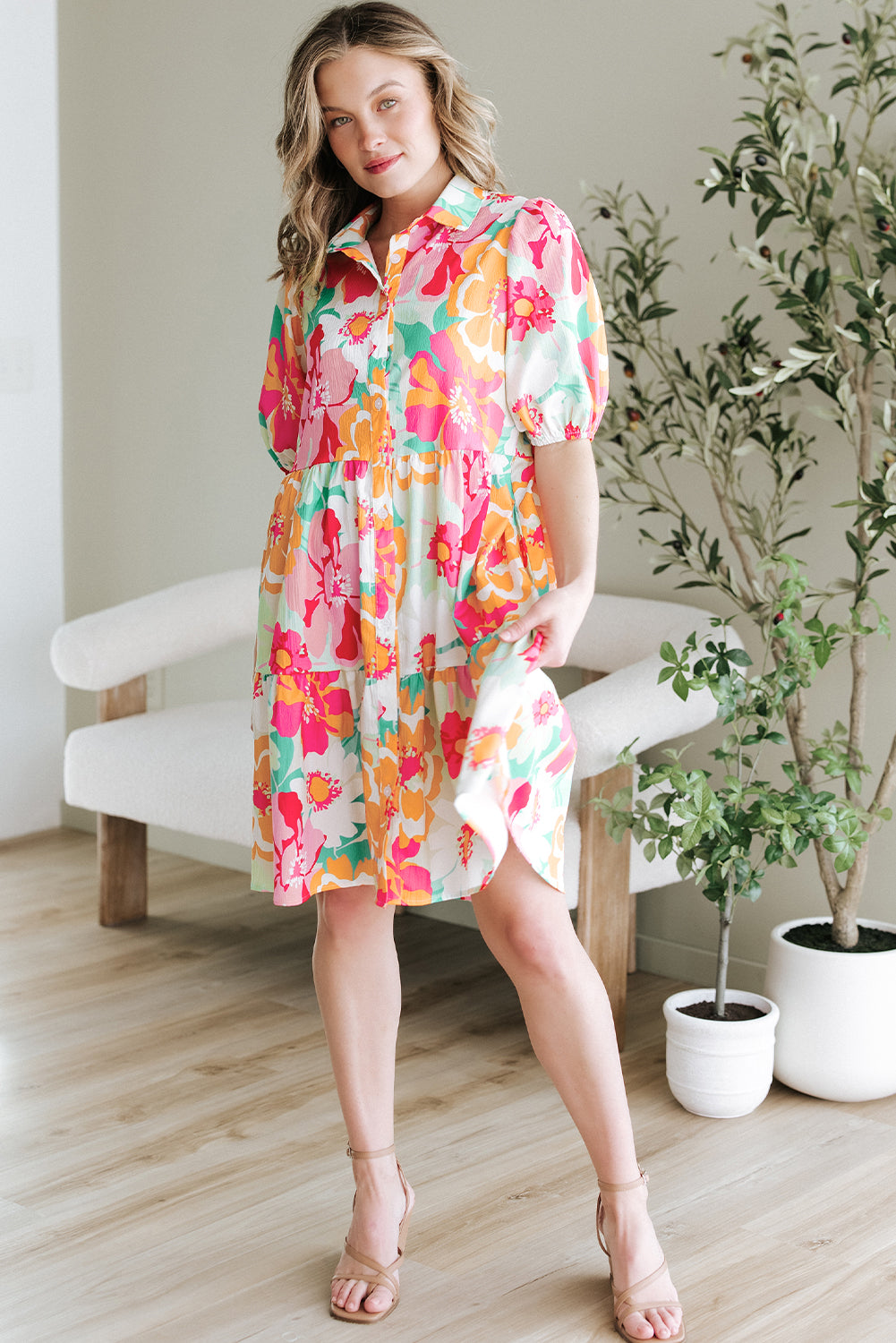 Women's dress with floral print 