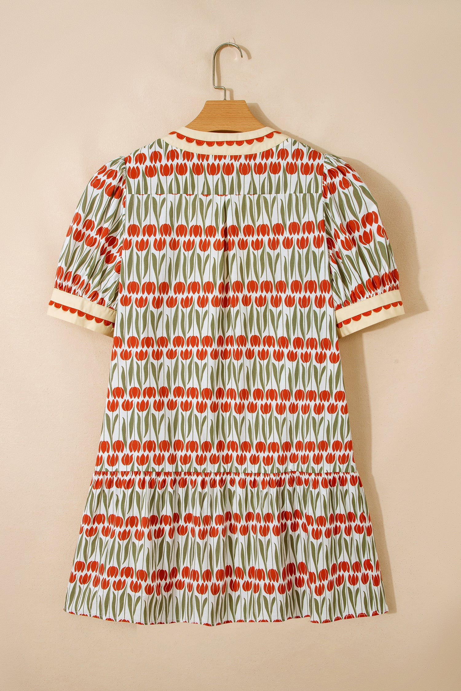 Памучна рокля с принт на лалета