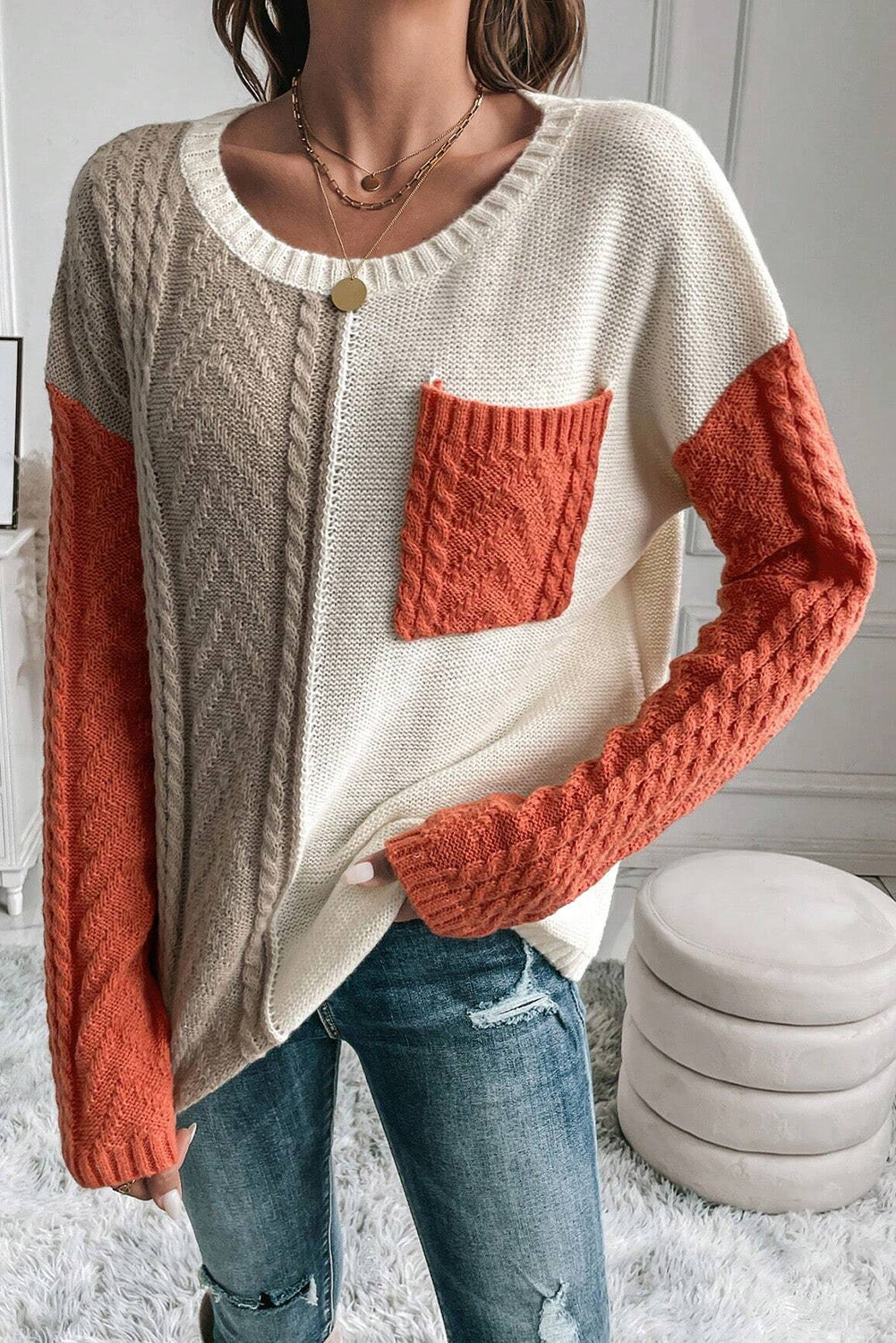 Sweater with pocket 