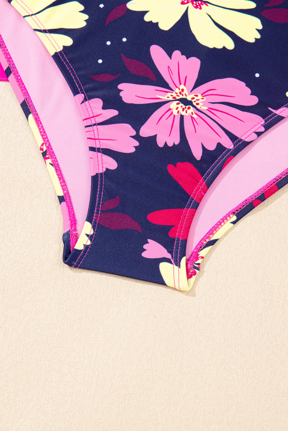 Бански комплект от две части