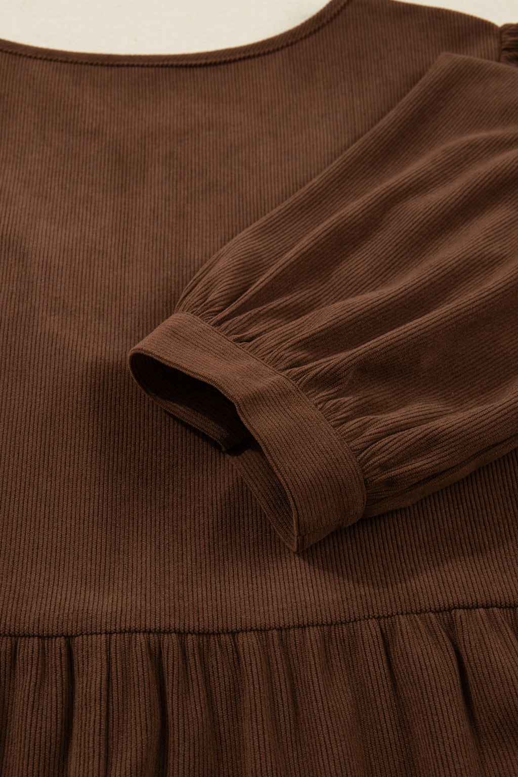 Дълга рокля с бродерия