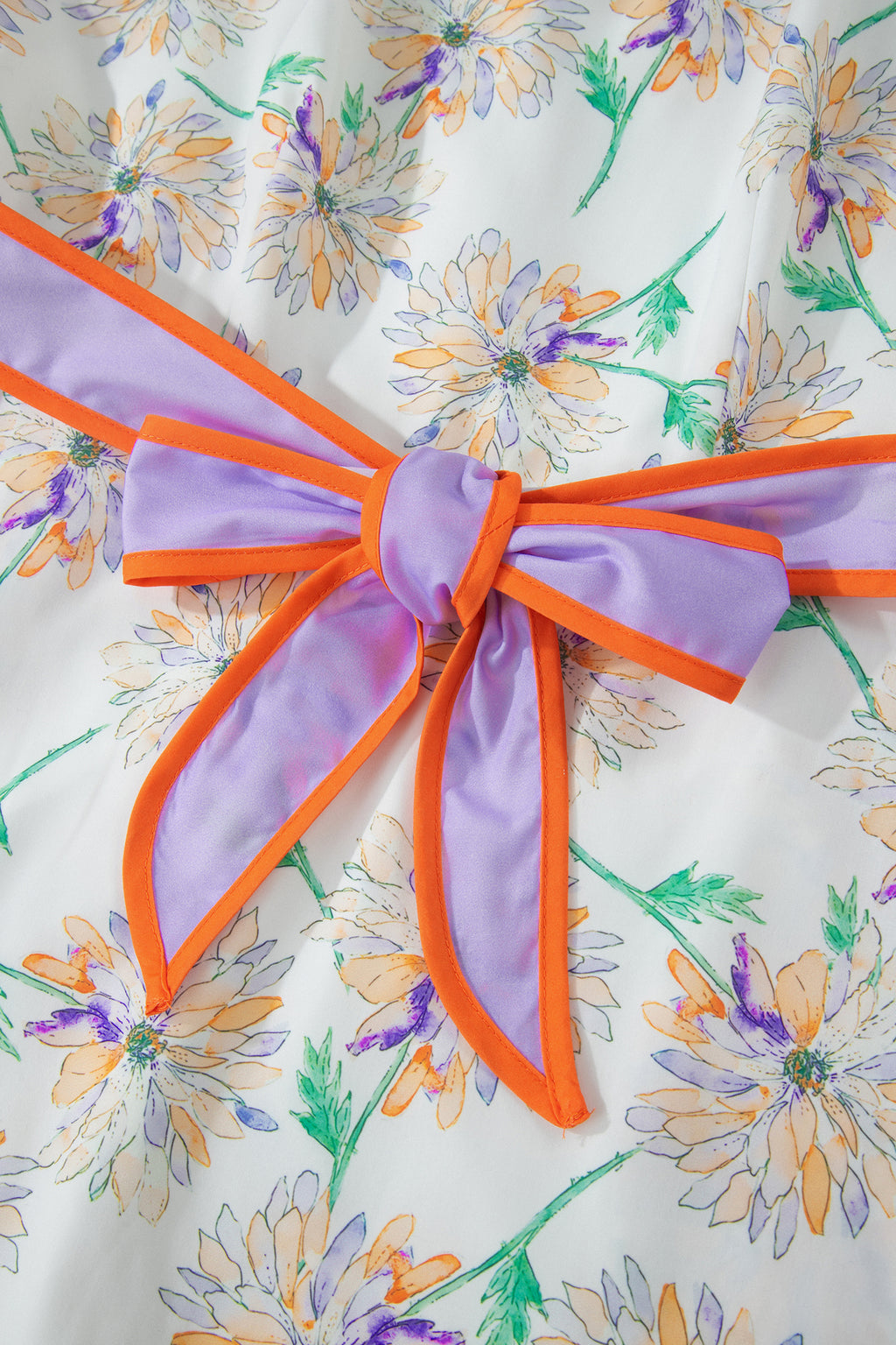 Floral print dress with belt