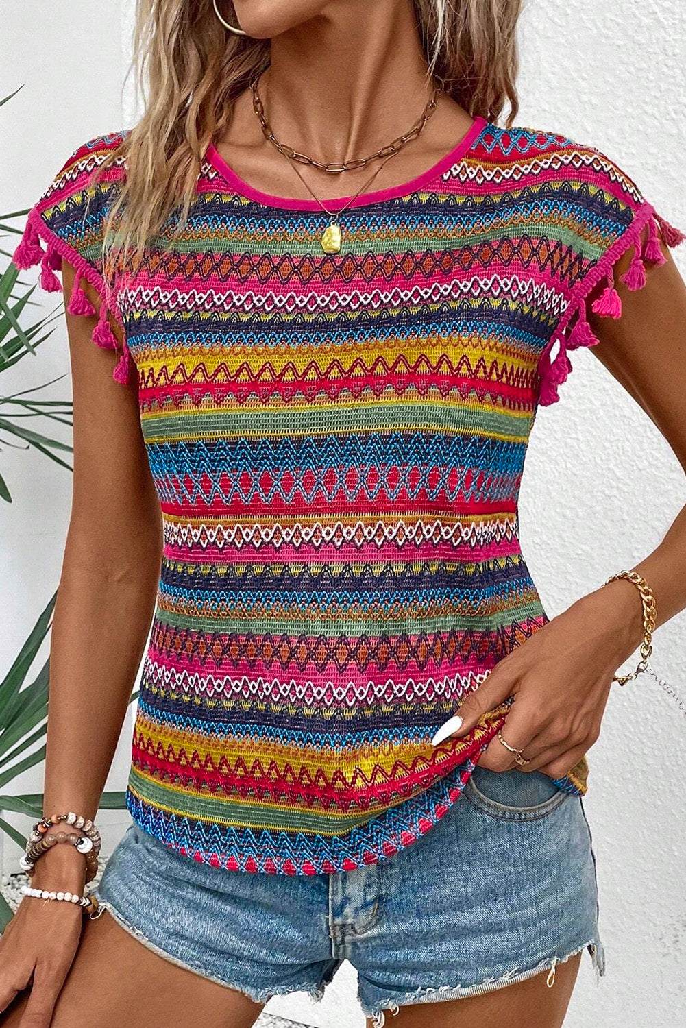 Blouse with ethnic print and short sleeves with tassels 