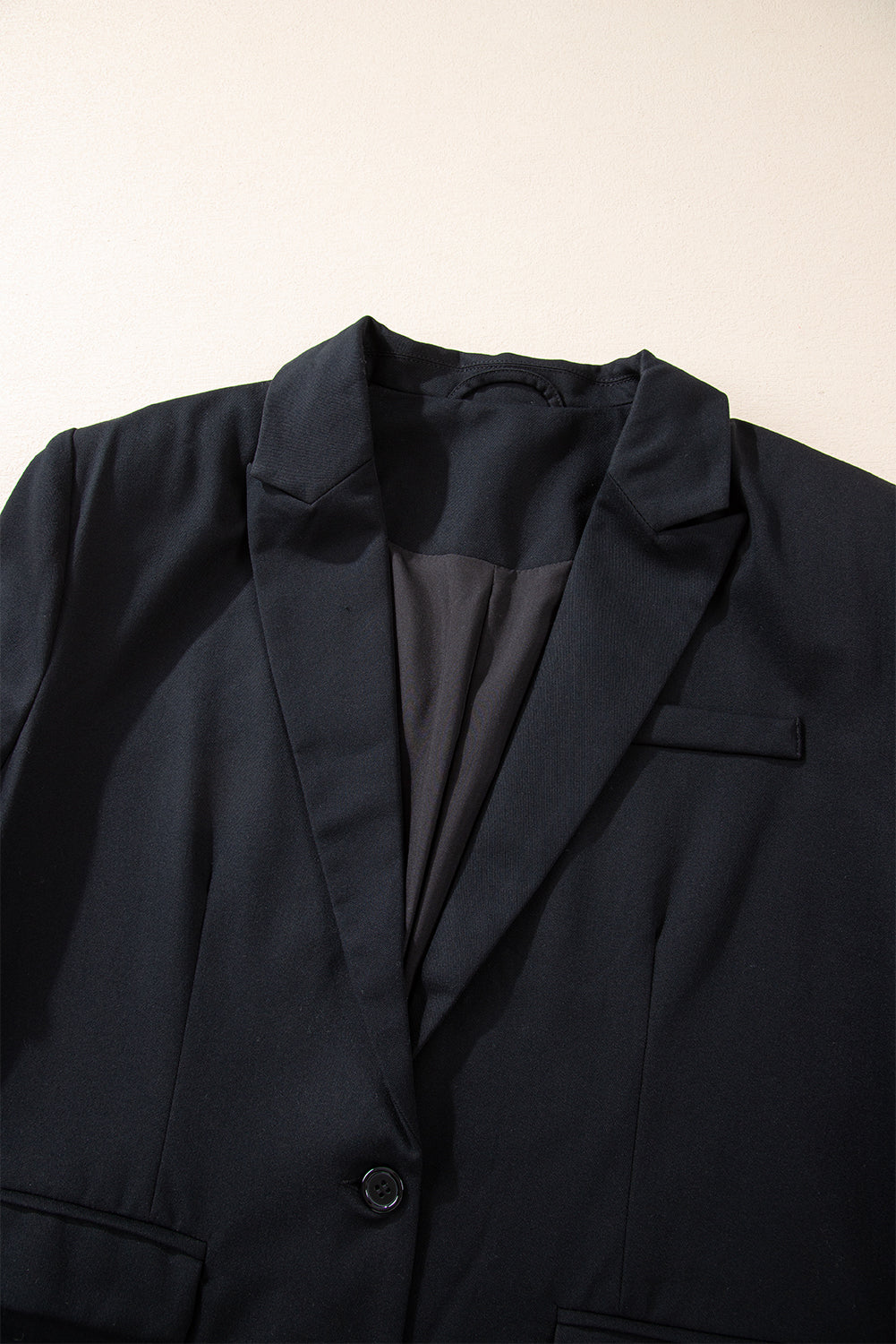 Jacket with lapel