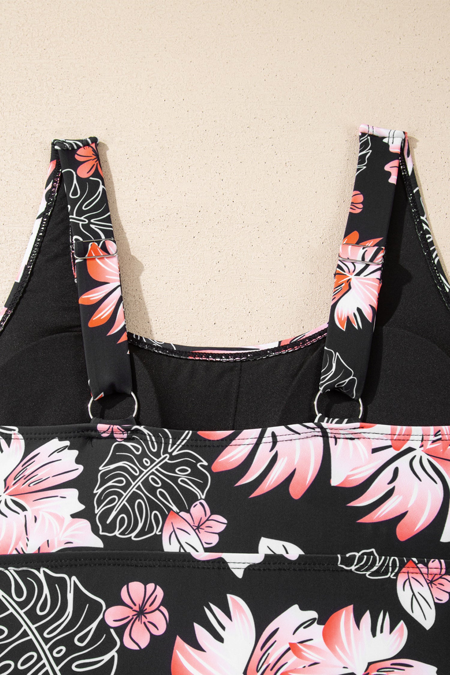 Бански комплект от две части