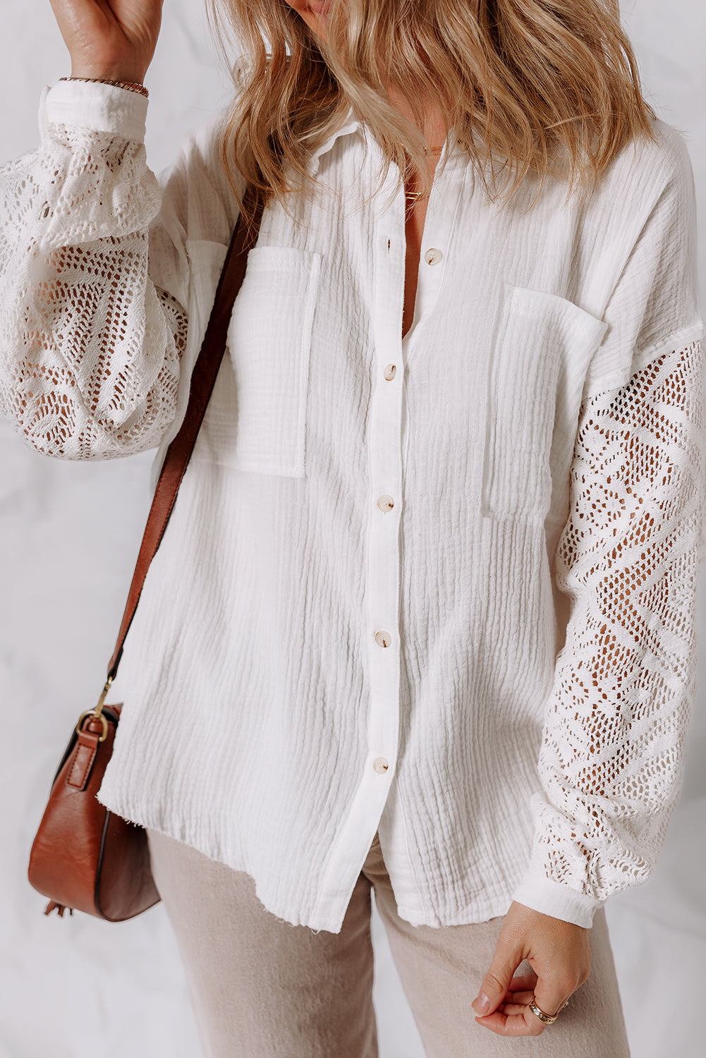 Cotton shirt with embroidered sleeves 