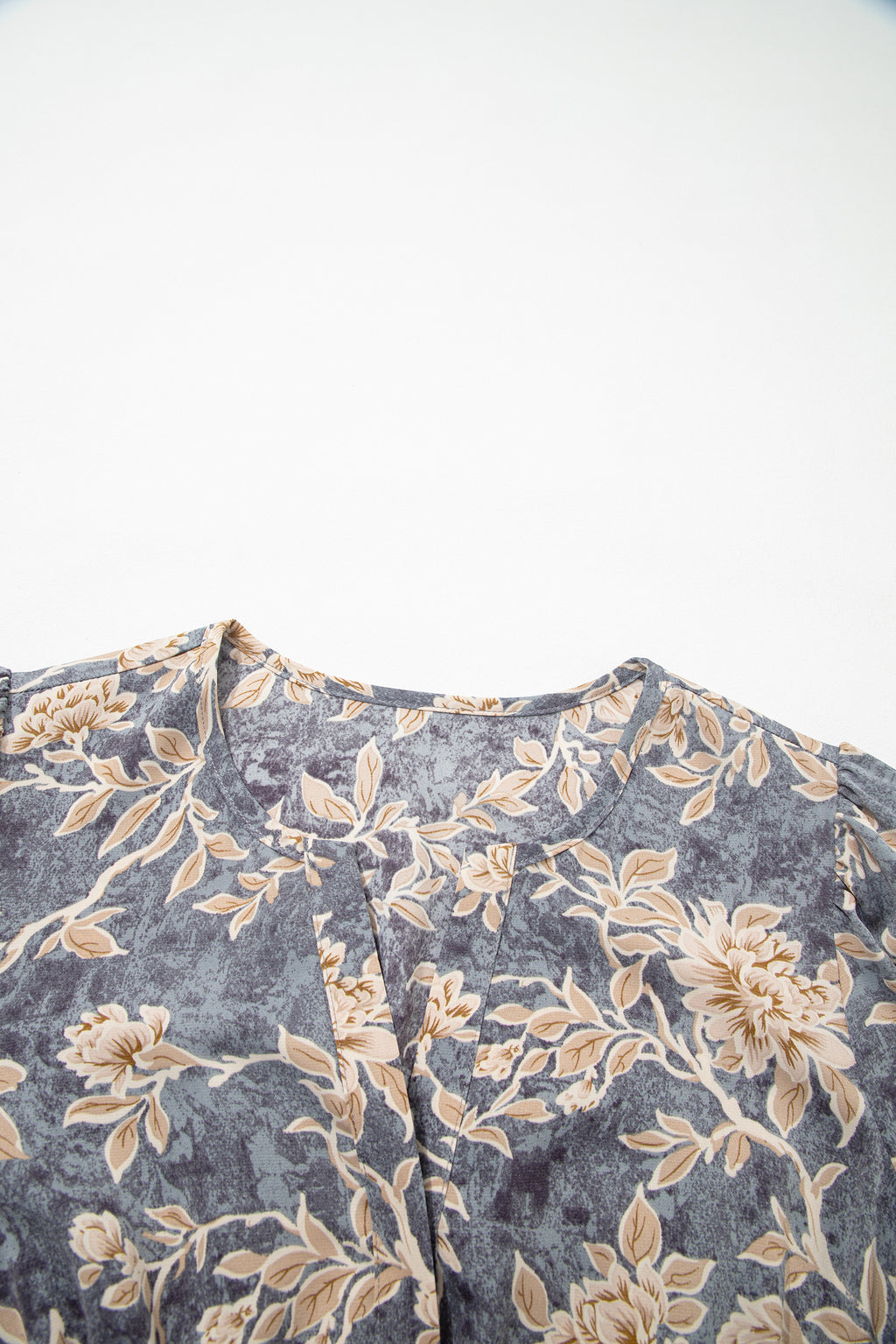 Long dress with floral print 