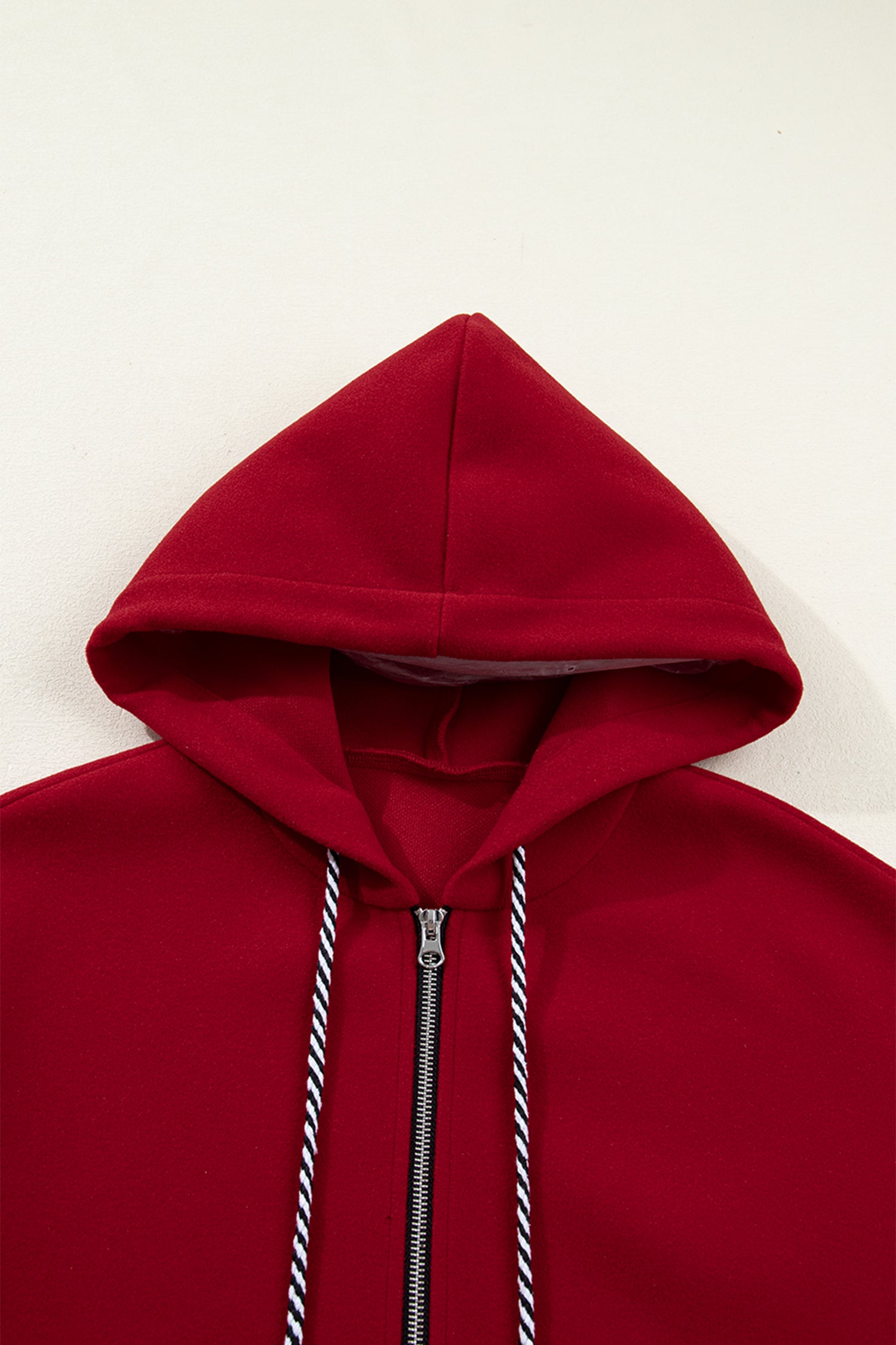 Long sweatshirt with hood 
