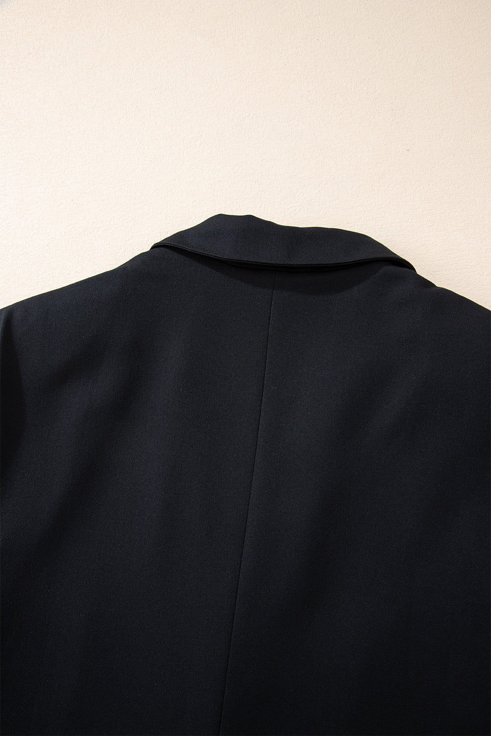 Jacket with lapel