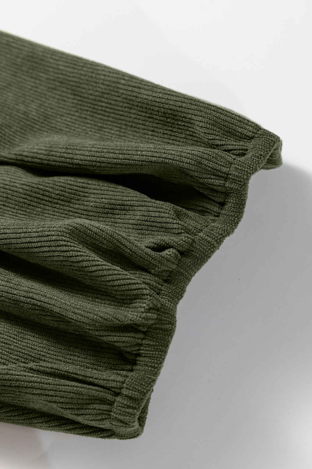 Рокля в зелен цвят