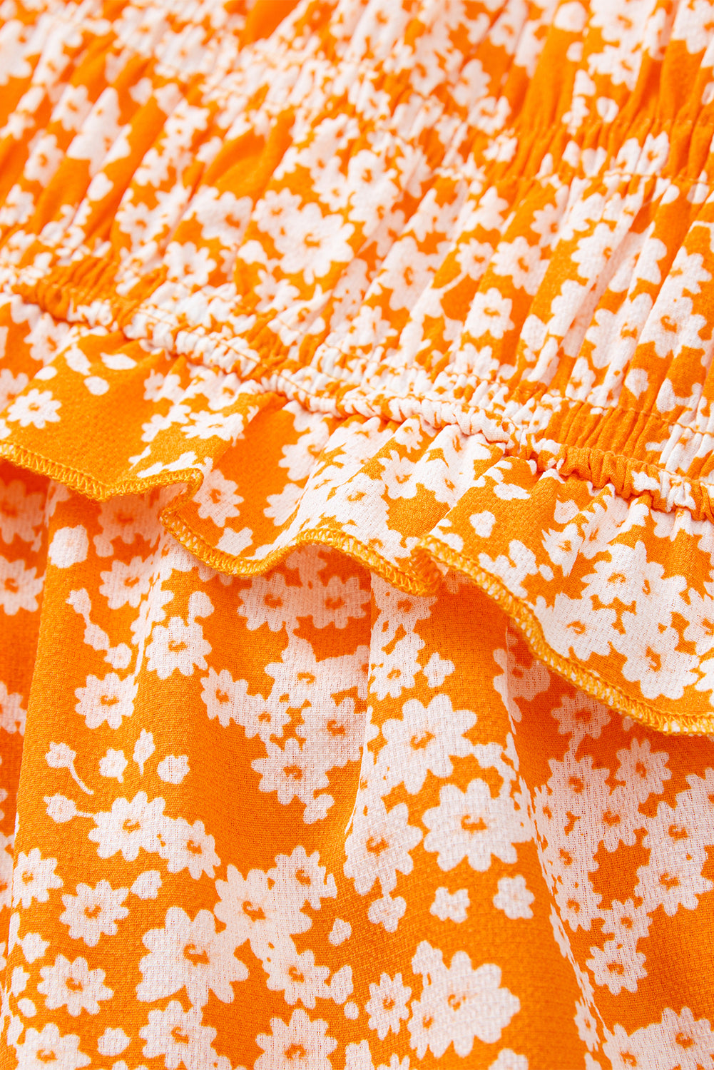 Long dress with floral print 