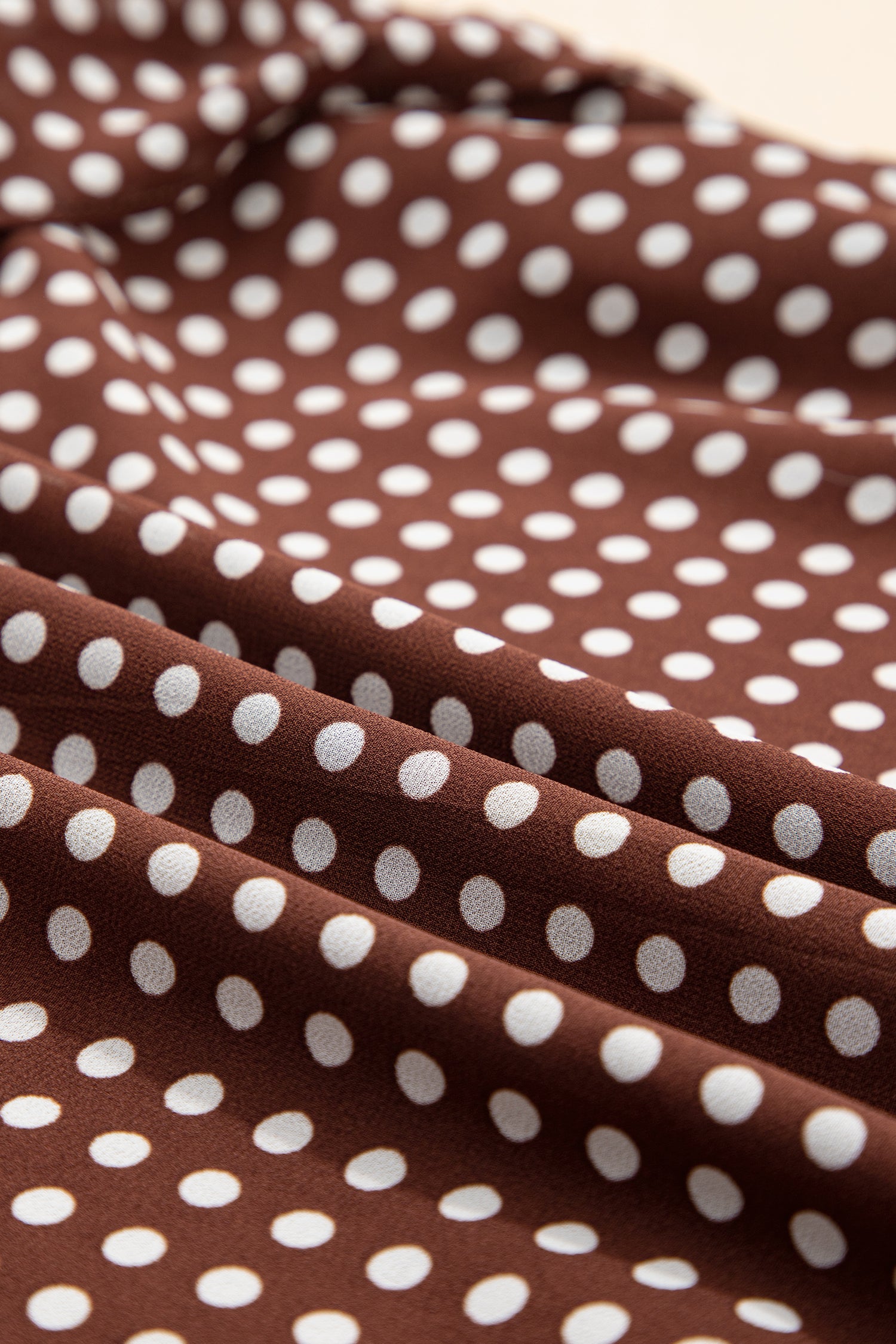 Дълга рокля с принт на точки