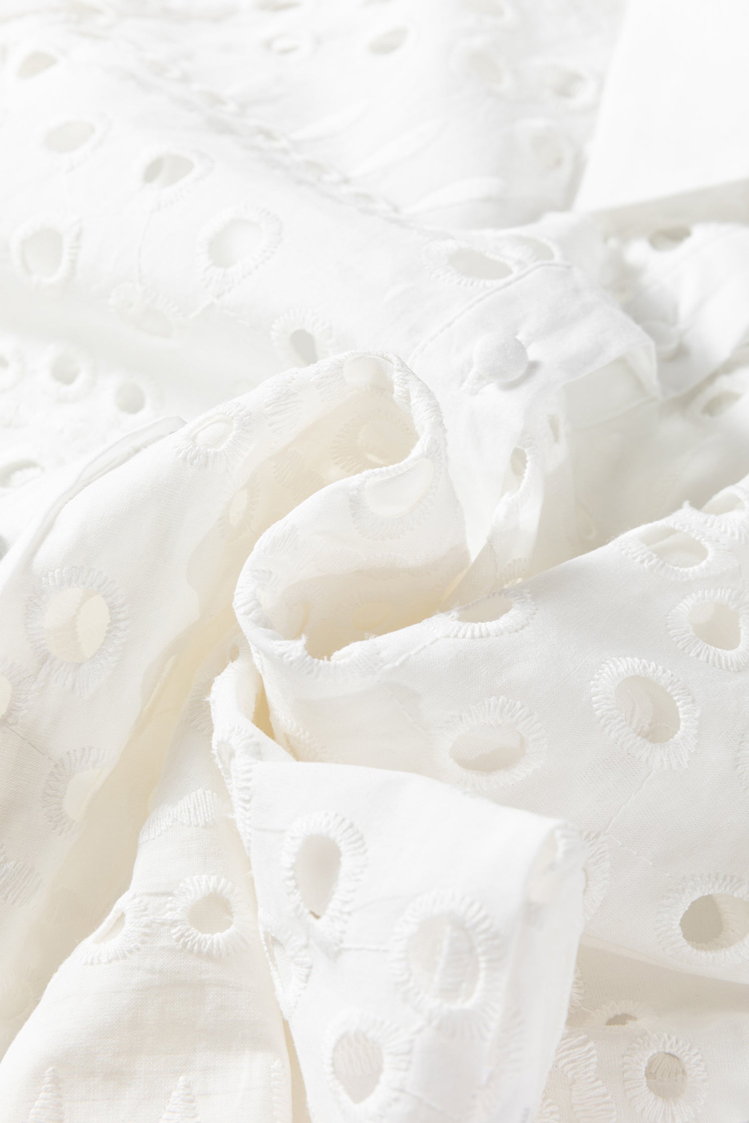 Short cotton shirt with embroidery 