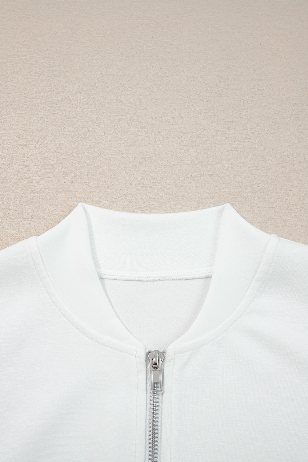 Яке с обемни ръкави