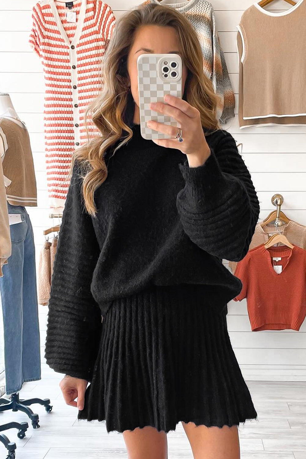 Set - sweater and skirt 