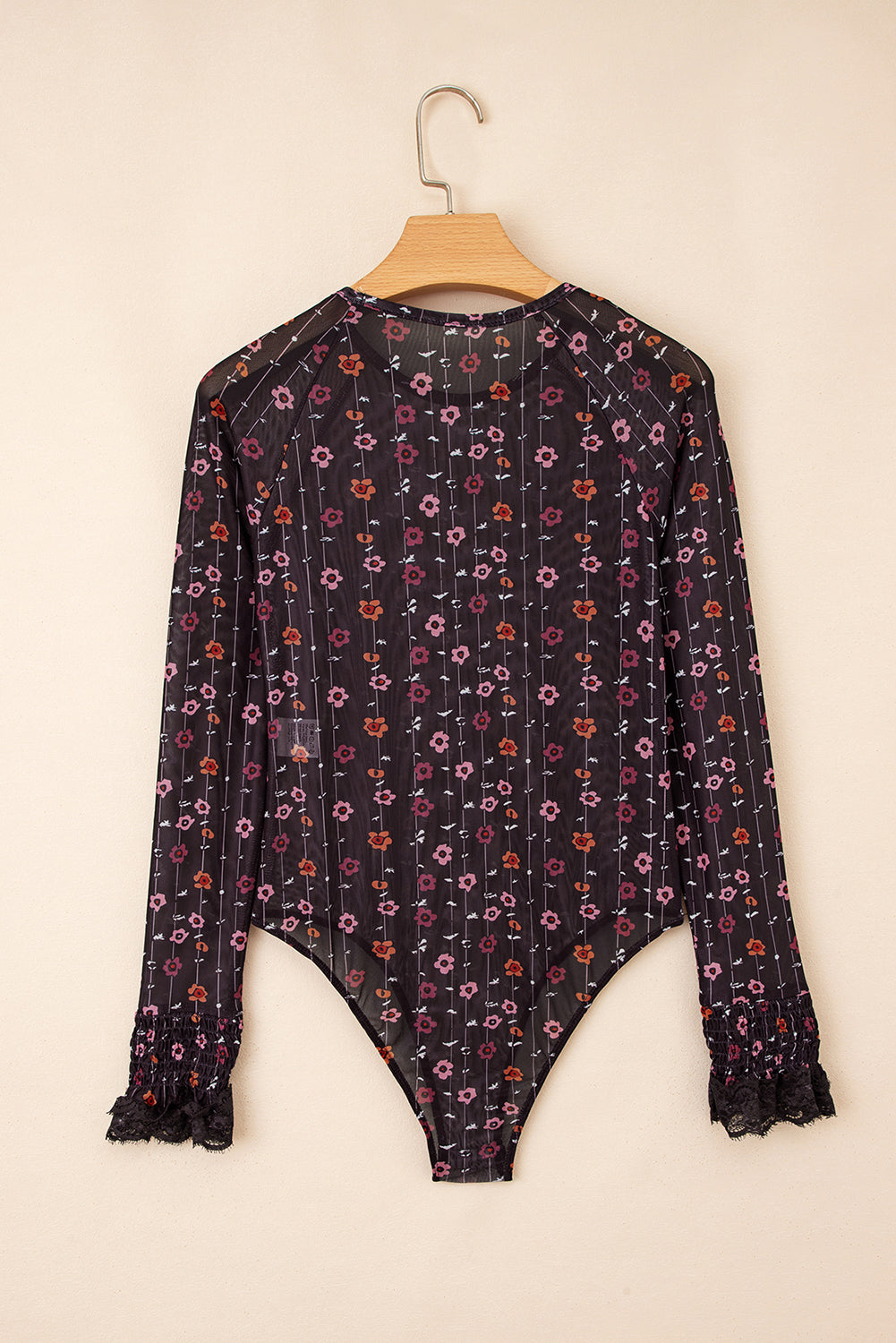 Мрежесто боди с принт на цветя