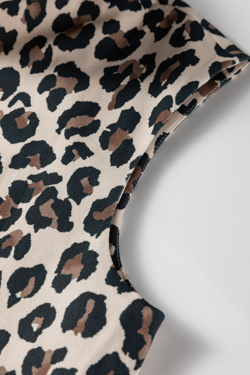 Leopard print vest 