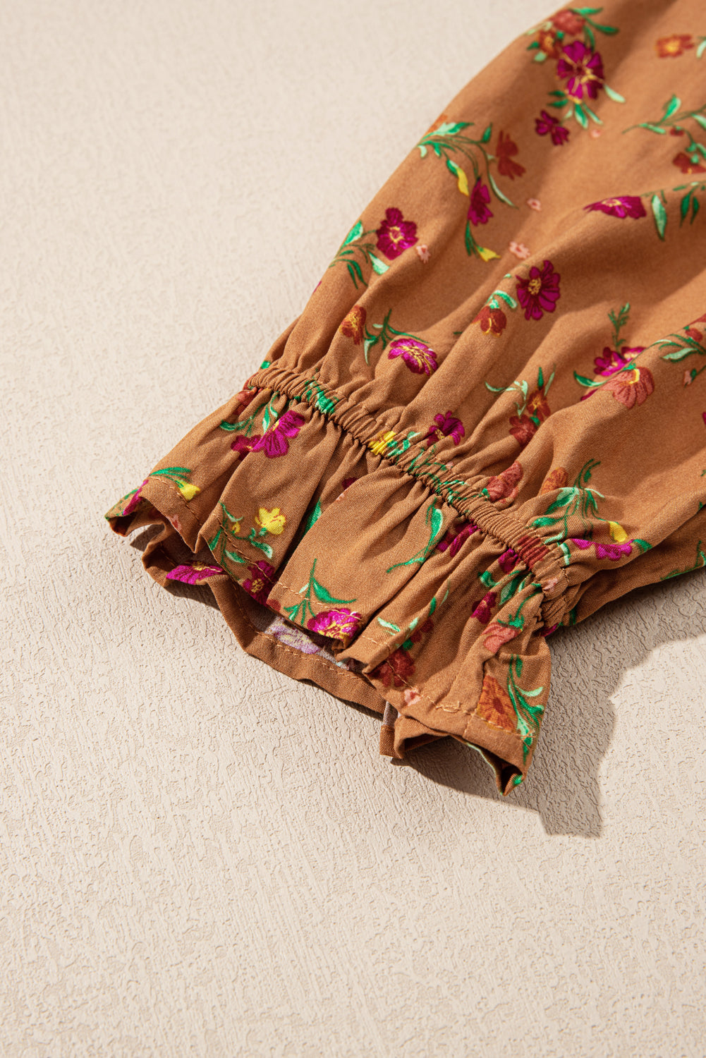 Дълга рокля с принт на цветя